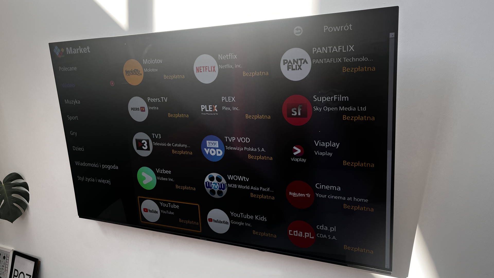 Panasonic TX-65JZ1500 - sklep z aplikacjami