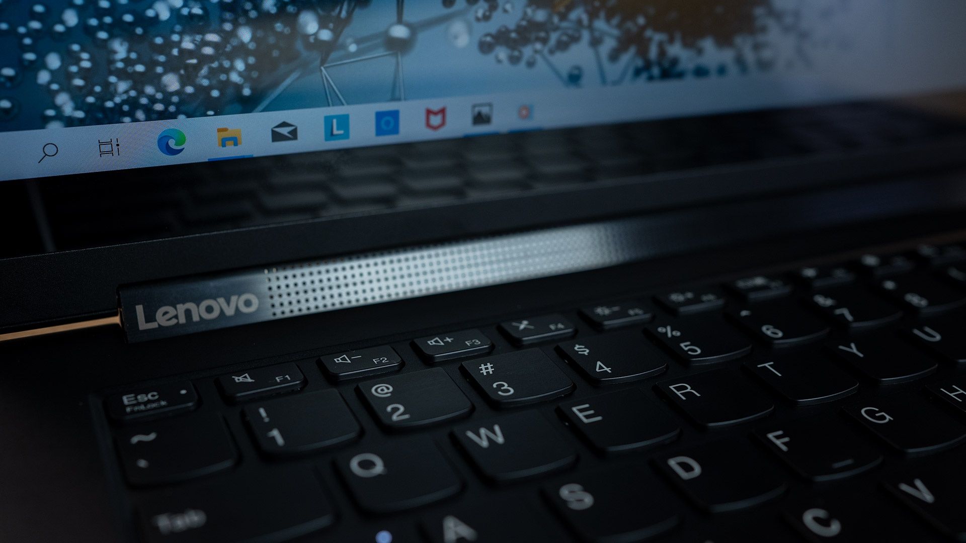 Lenovo Yoga 9i - Soundbar