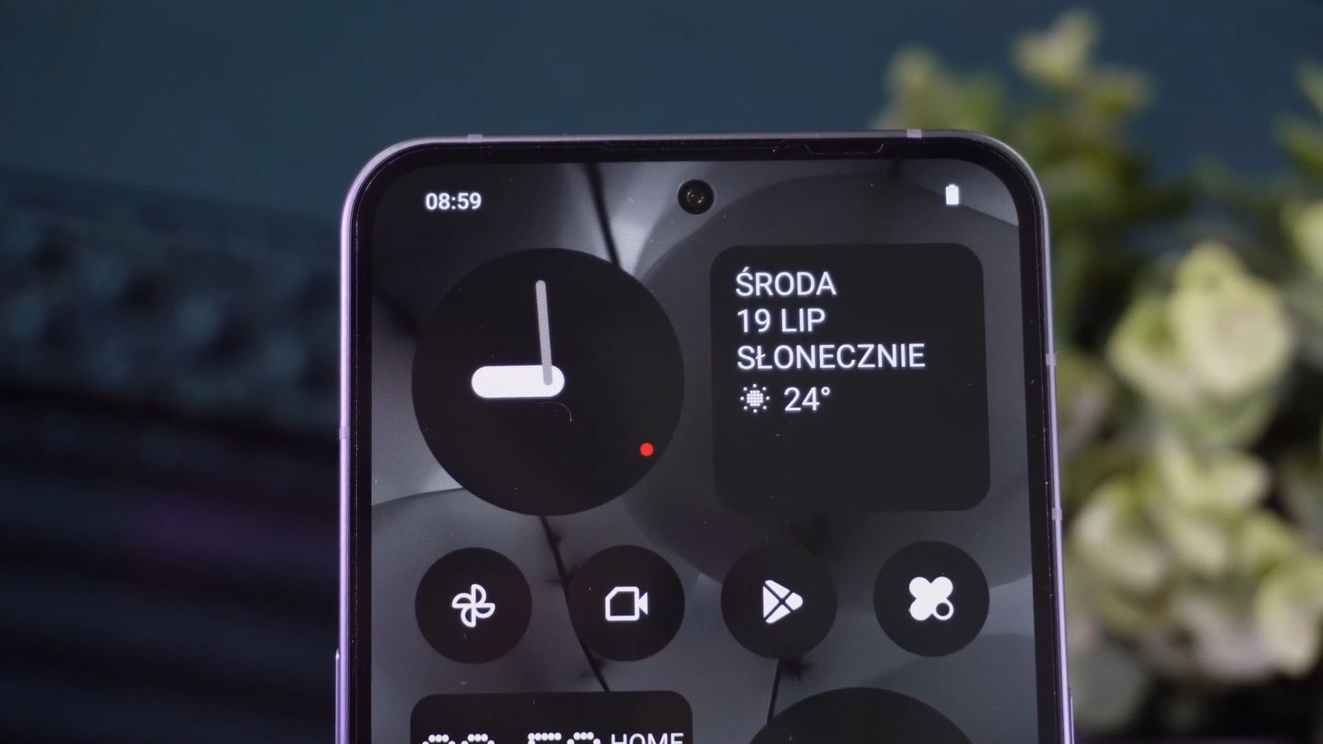 Nothing Phone (2)