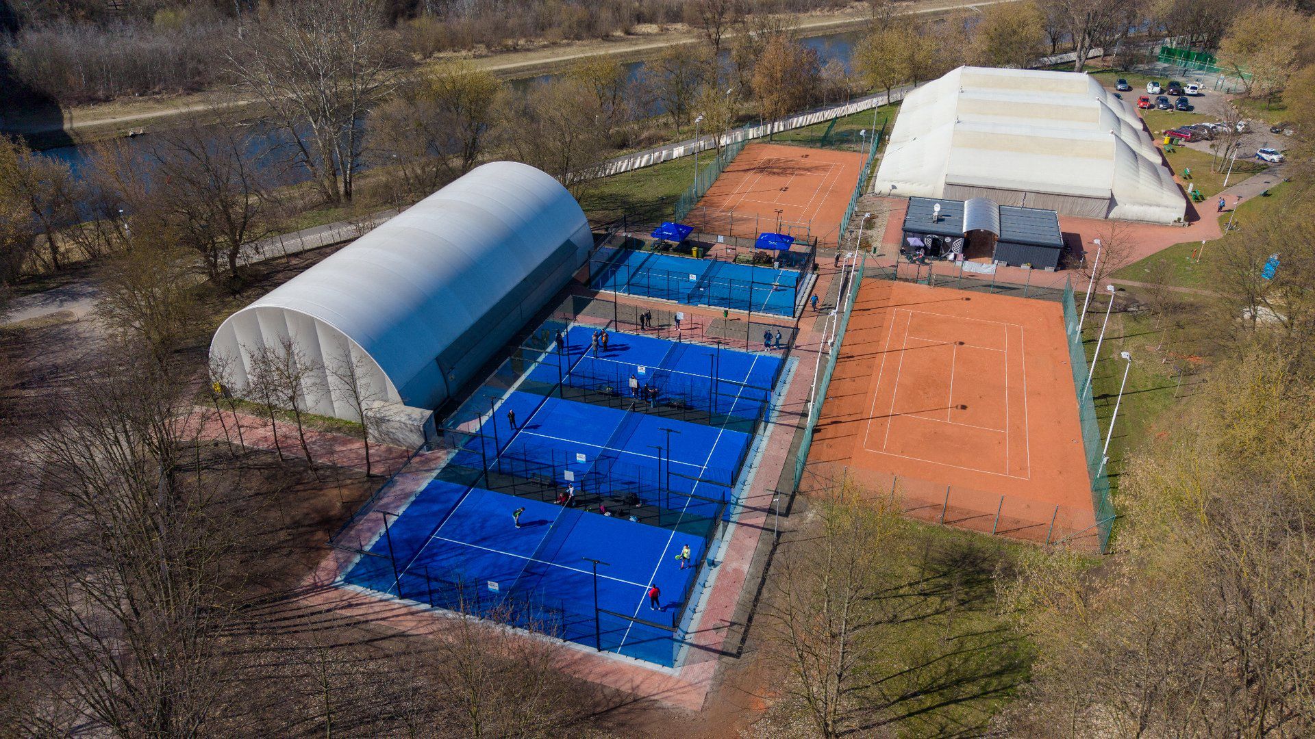 korty do padla fot. POSIR