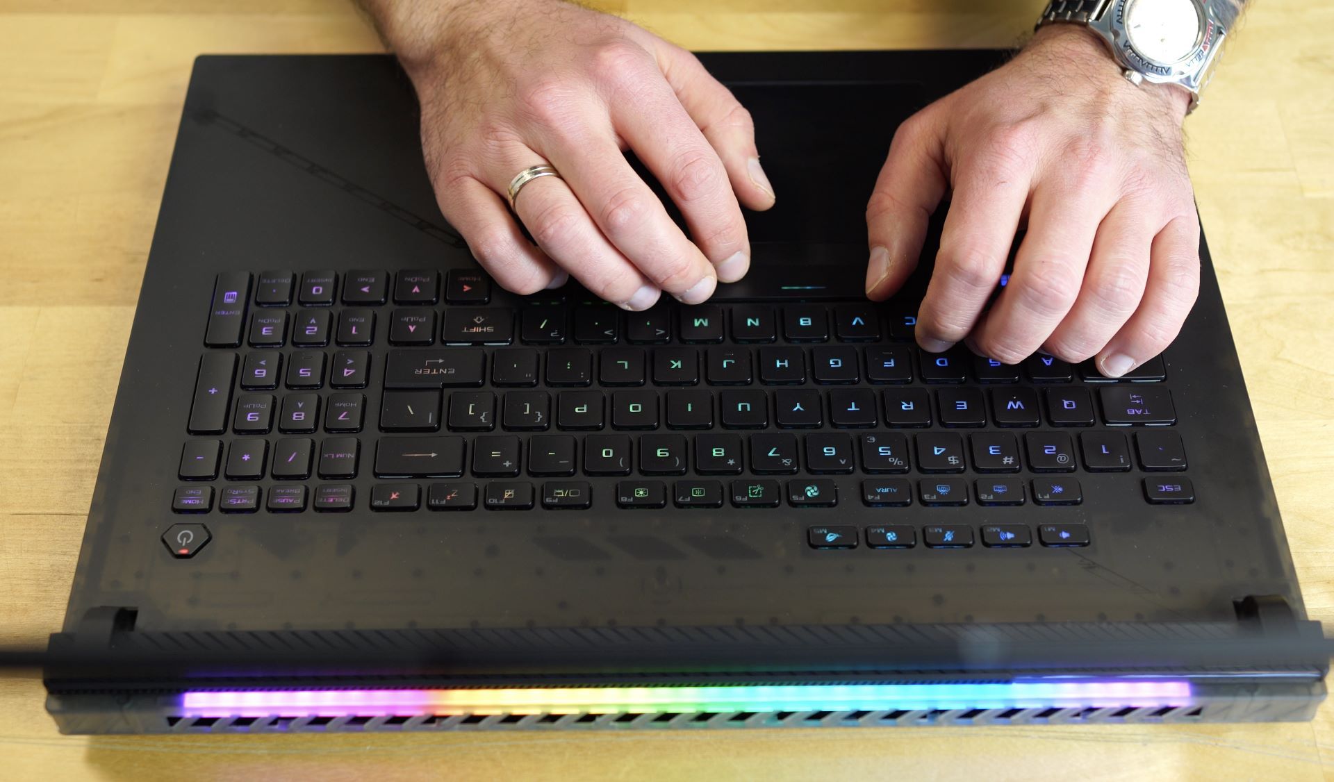 ASUS ROG Strix SCAR 18