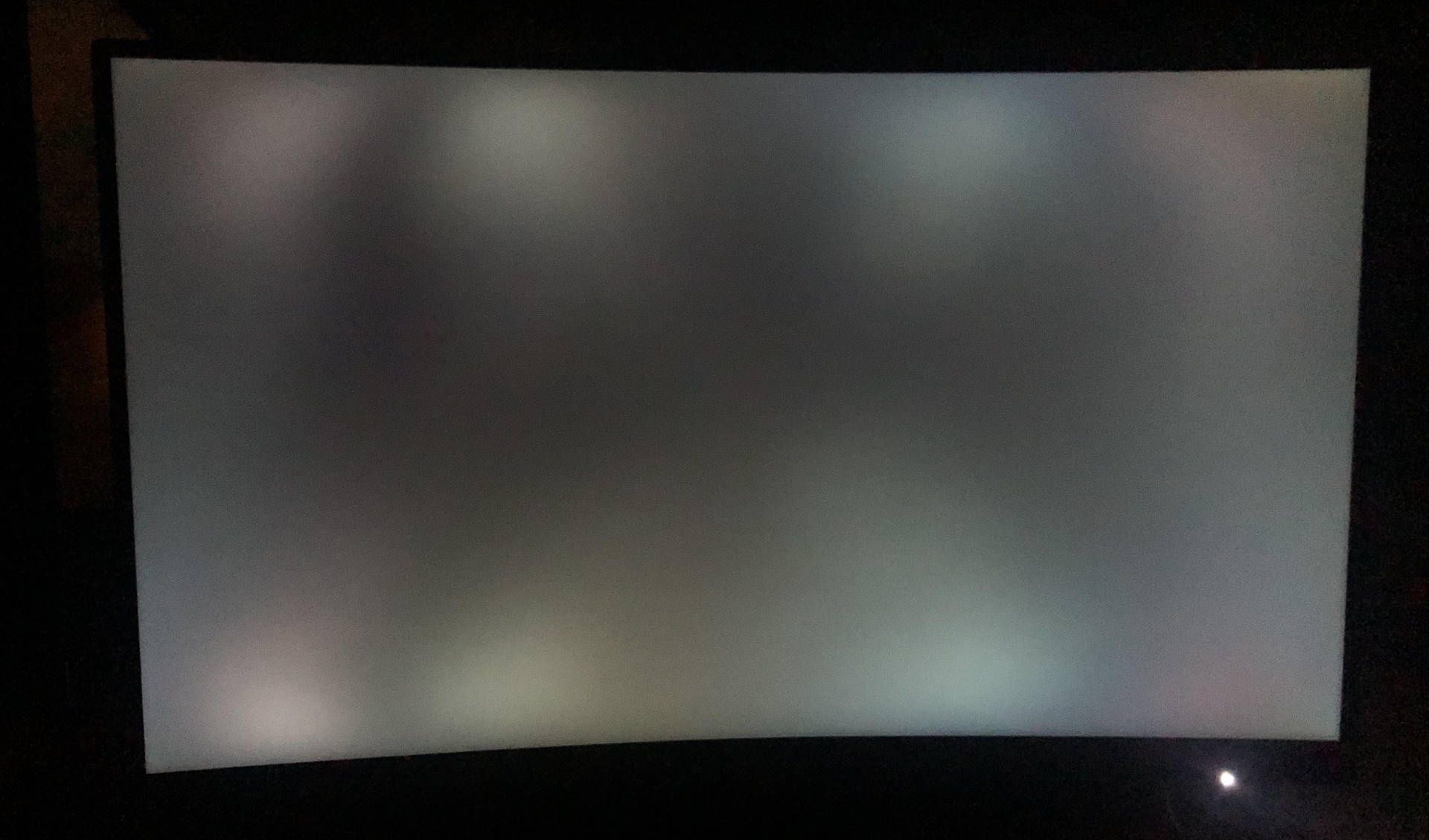Gigabyte G27QC - równomierność czerni