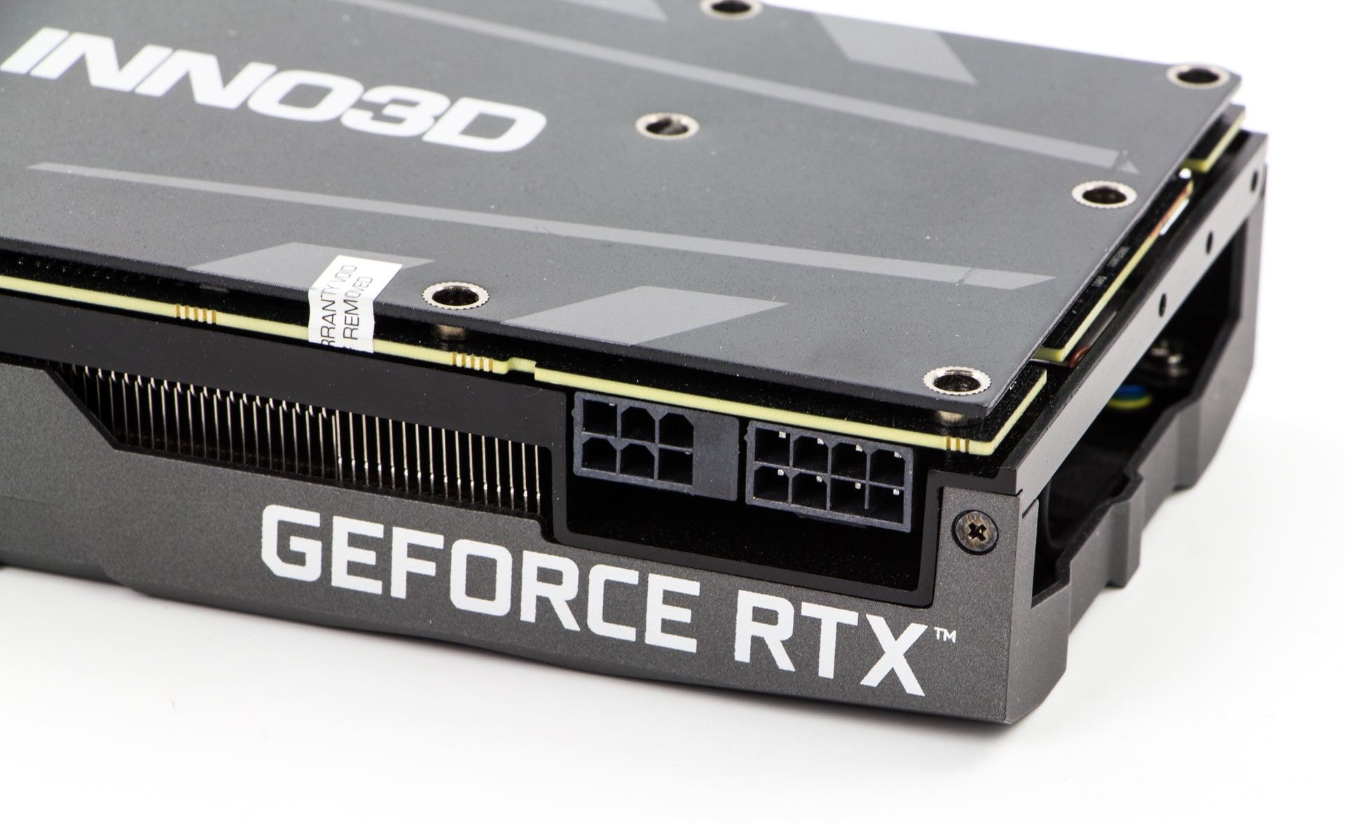 Inno3D GeForce RTX 2070 Super Twin X2 OC - gniazdka zasilania