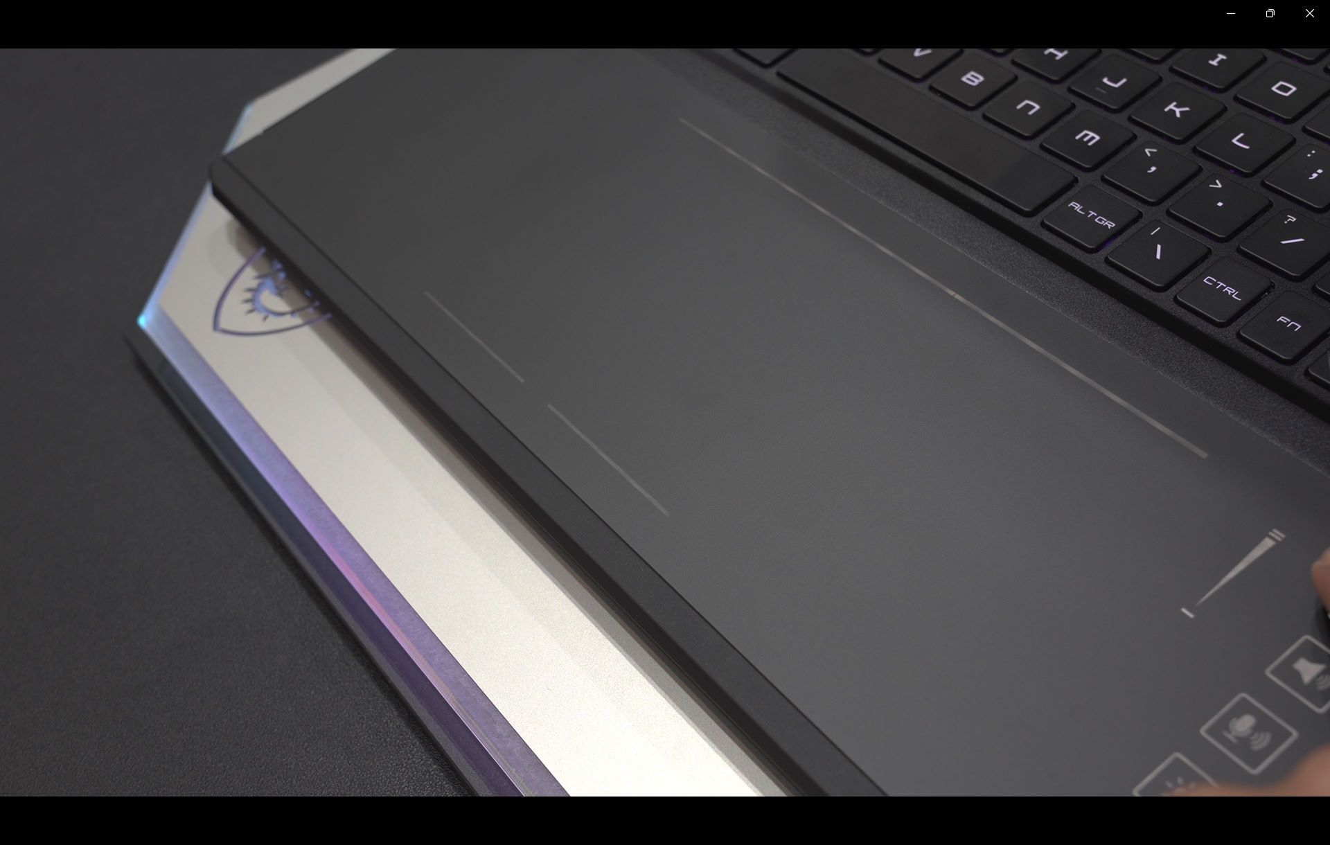 Laptop MSI Raider Smart Touchpad 3