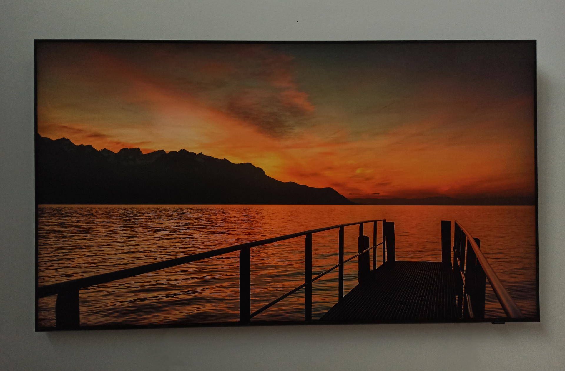 Samsung Q800T - w trybie Ambient