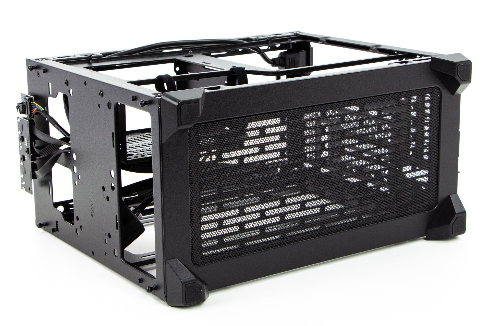 Cooler Master MasterBox NR200P
