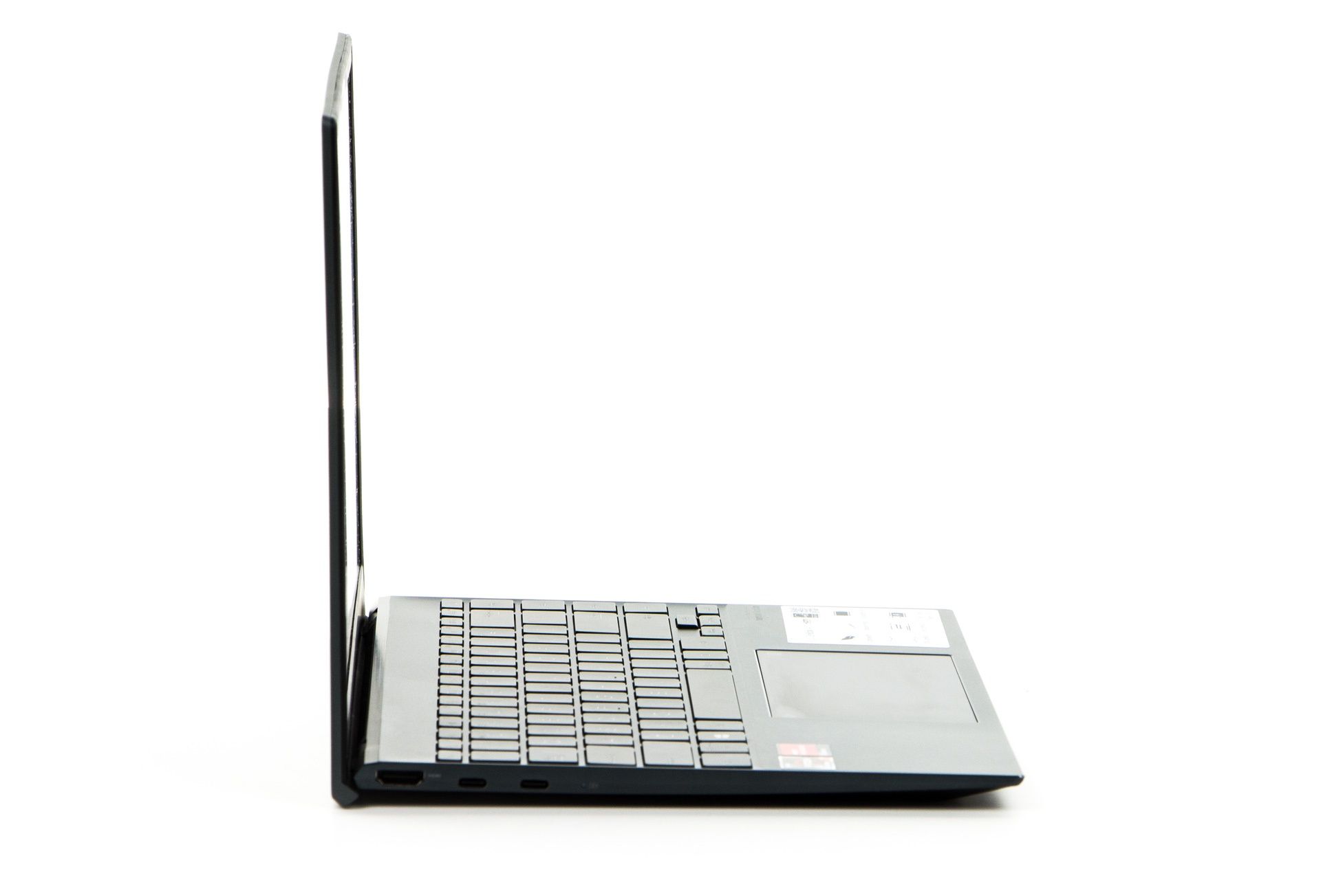 ASUS Zenbook 14 z boku