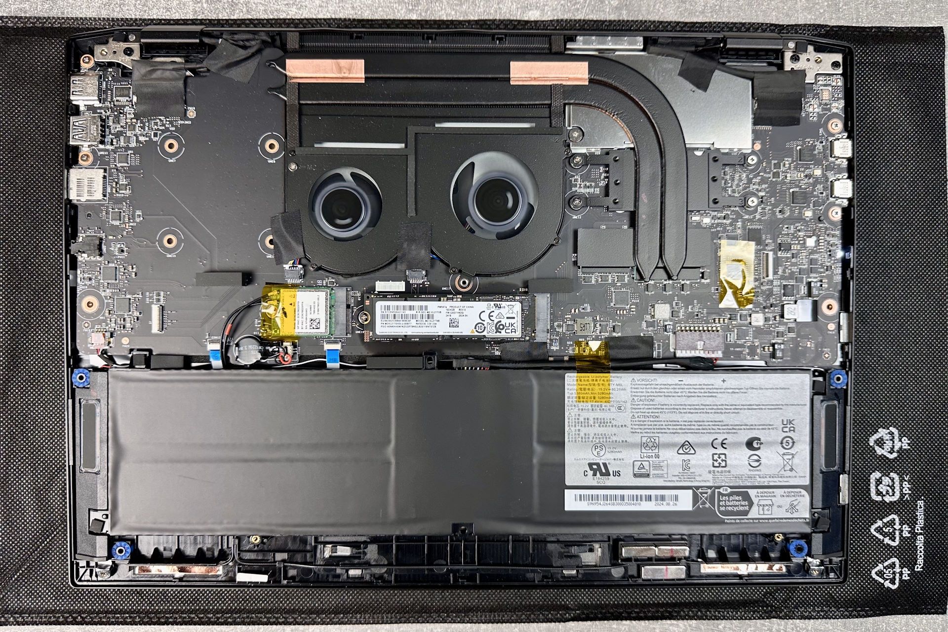 MSI Summit A16 AI+ - podzespoły