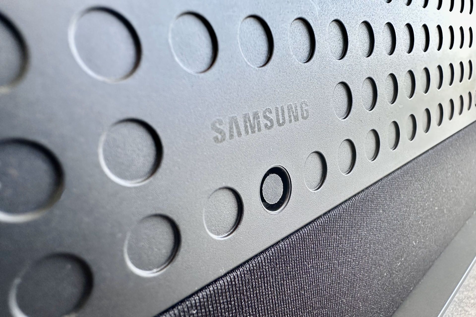 Samsung Music Frame - maskownica głośników pod obrazkiem