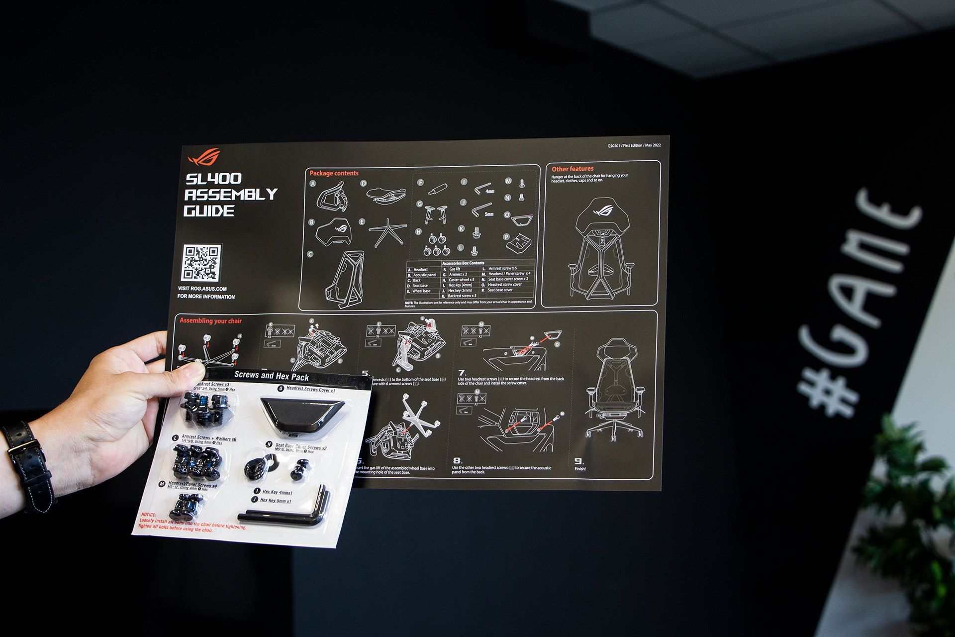 Asus ROG Destrier Ergo - instrukcja montażu fotela