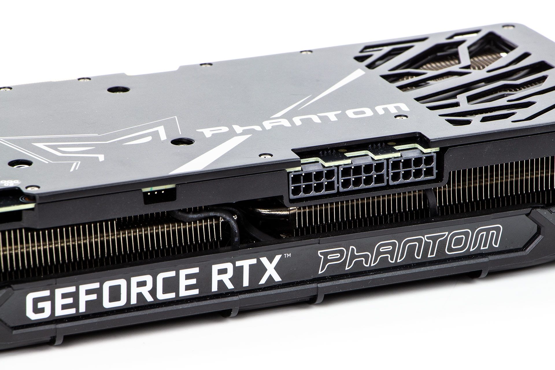 Gainward GeForce RTX 3080 Ti Phantom GS - gniazdka zasilania