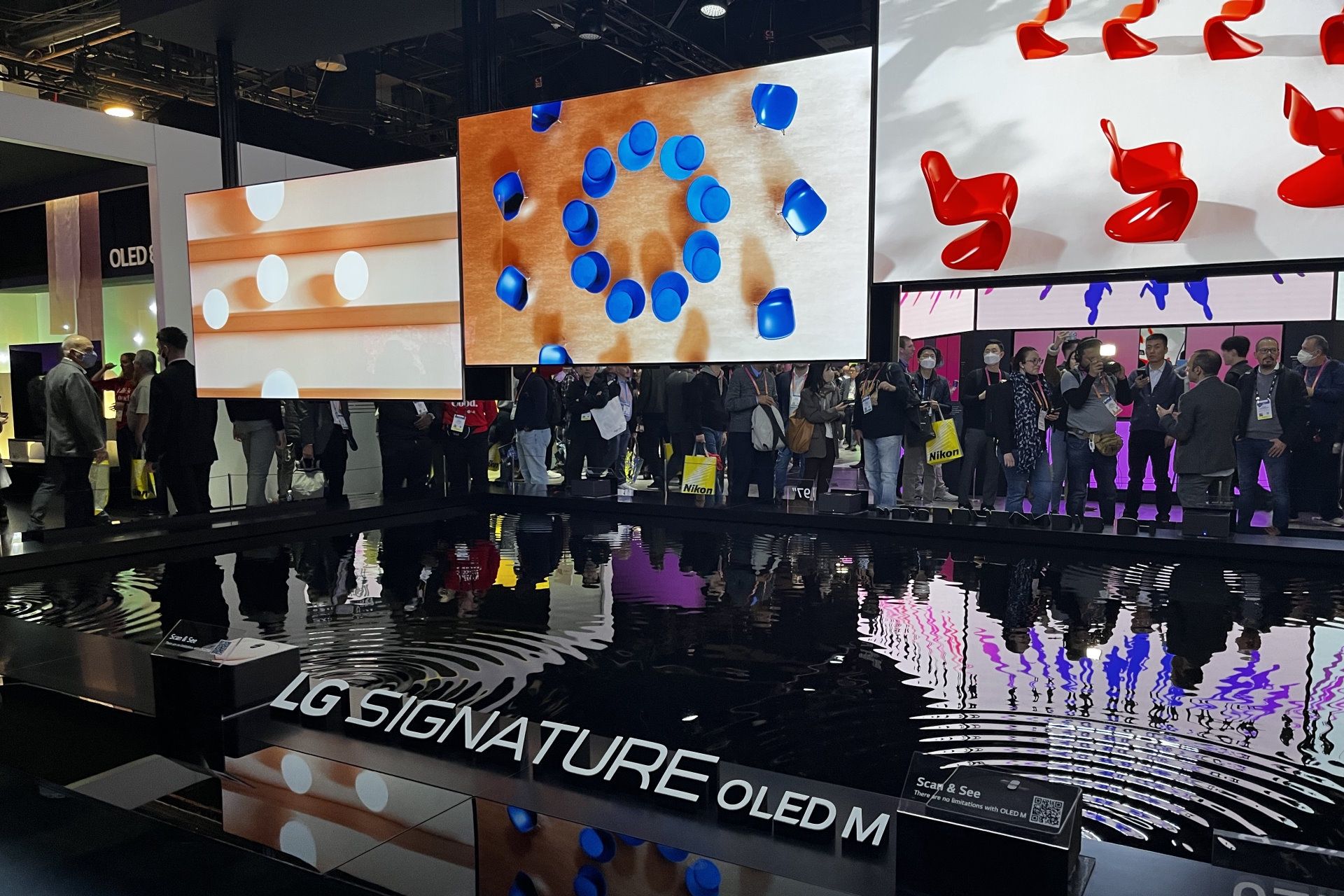 LG OLED M
