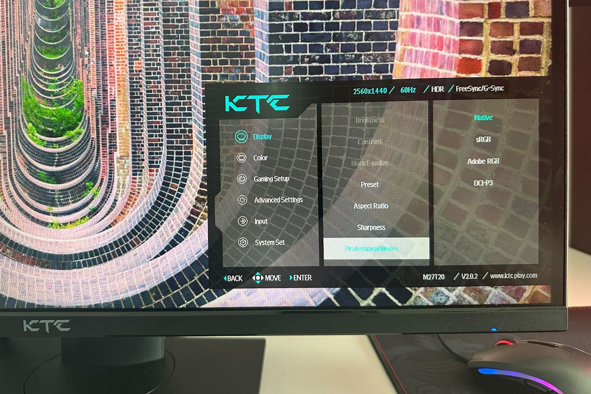 KTC M27T20 - profile profesjonalne