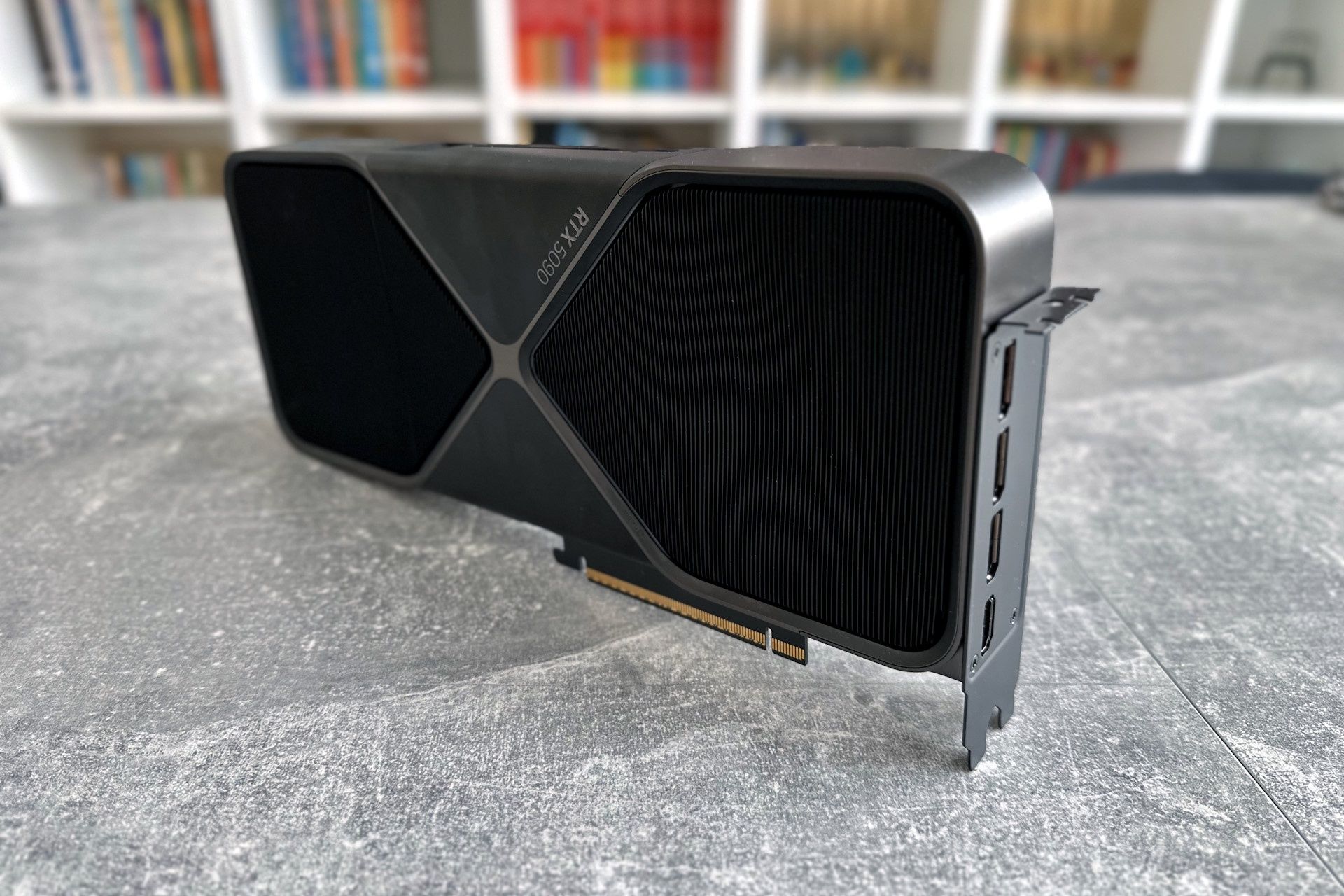 NVIDIA GeForce RTX 5090 Founders Edition - radiator