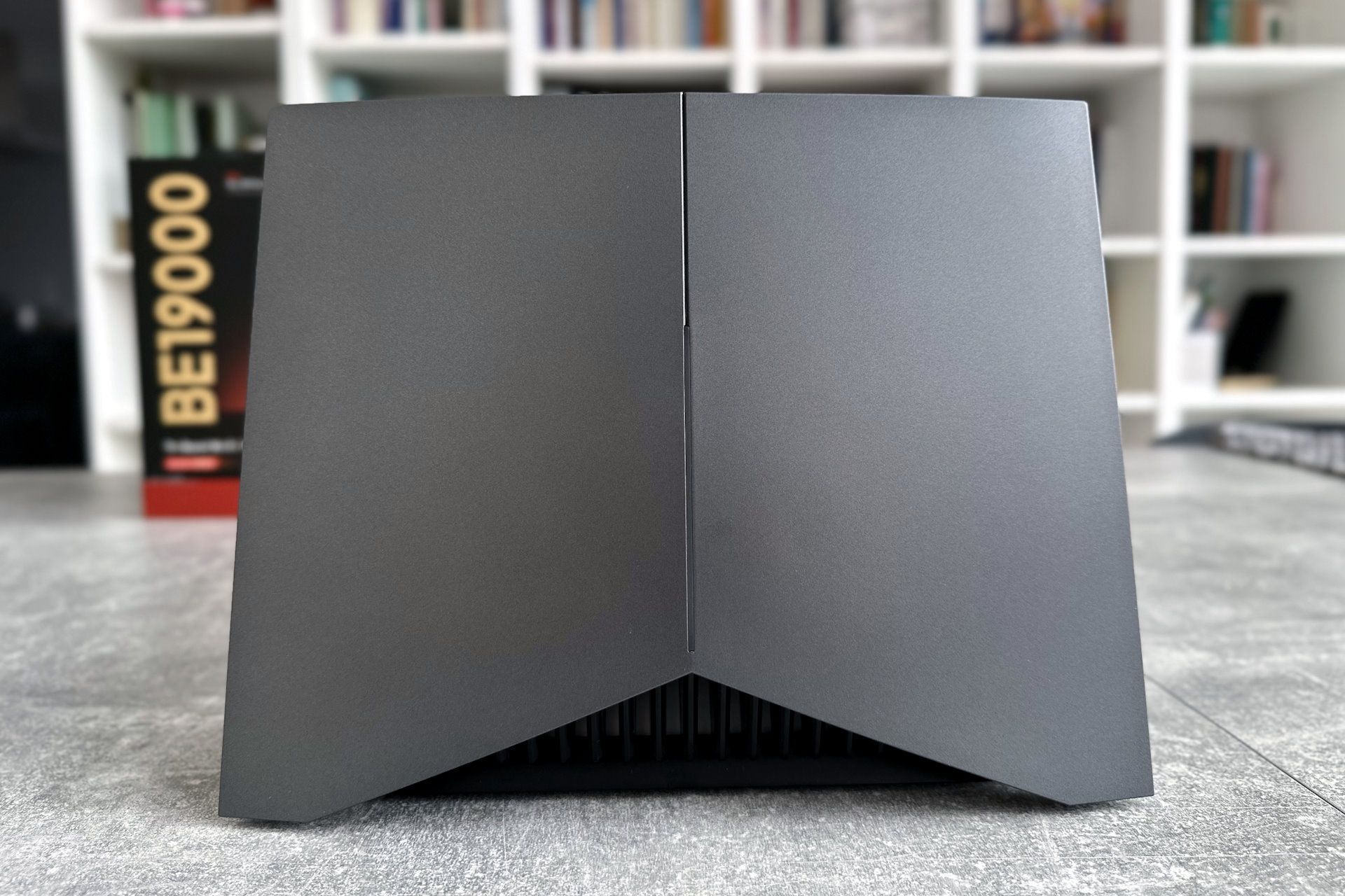 TP-Link Archer GE800 - bok