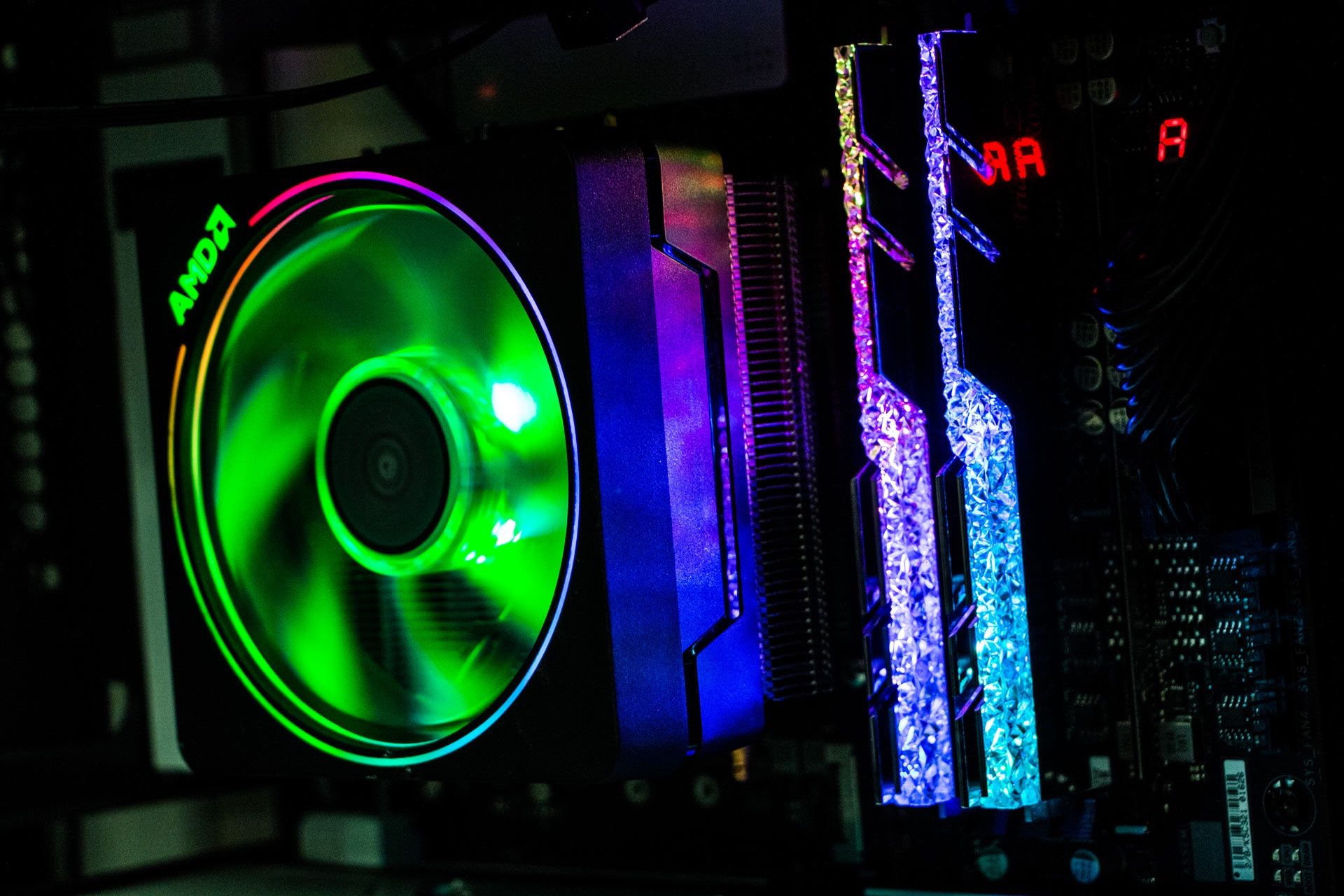G.Skill Trident Z Royal 32 GB 4000 MHz - podświetlenie RGB