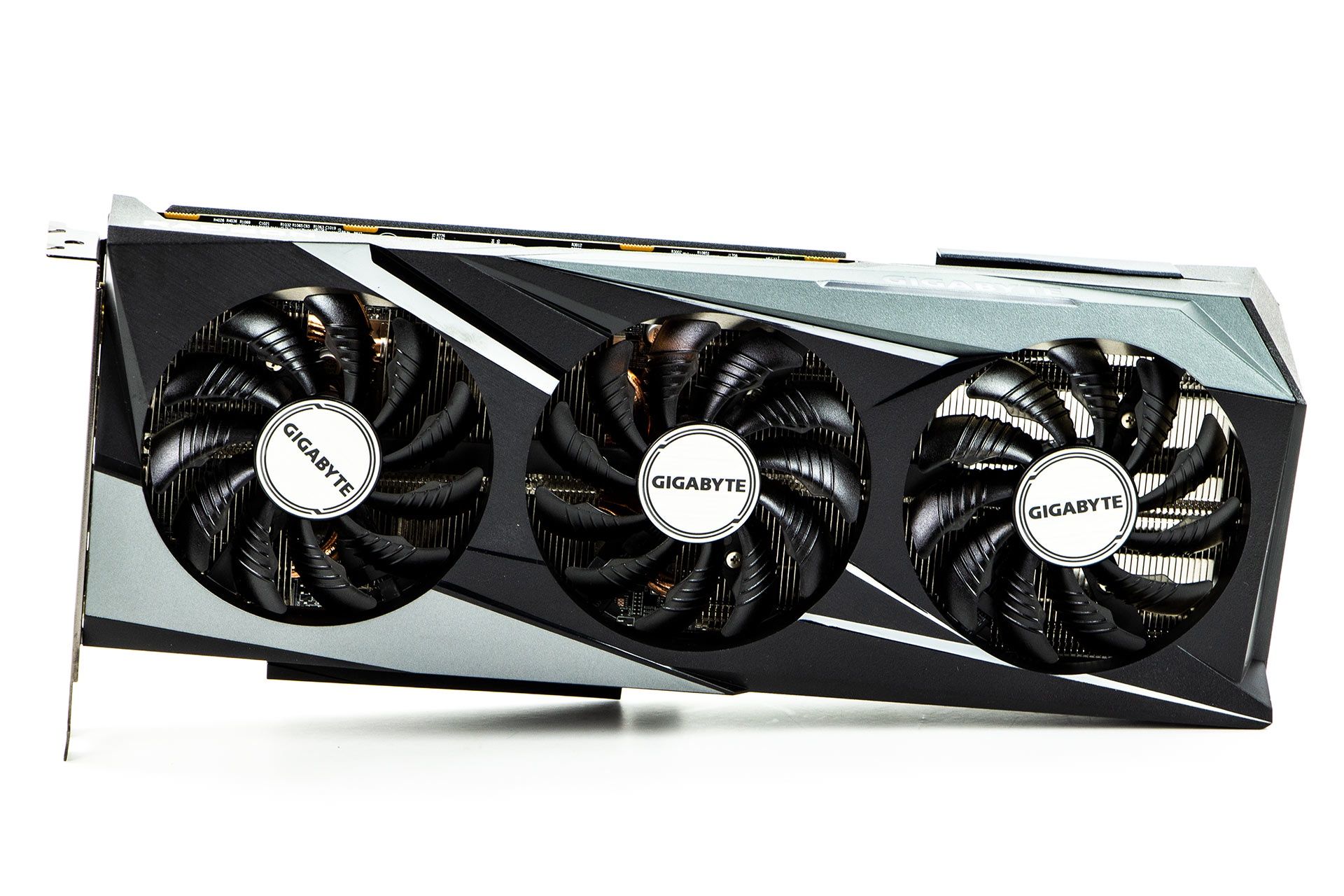 Gigabyte Radeon RX 6600 XT Gaming OC PRO 8G - w całej okazałości