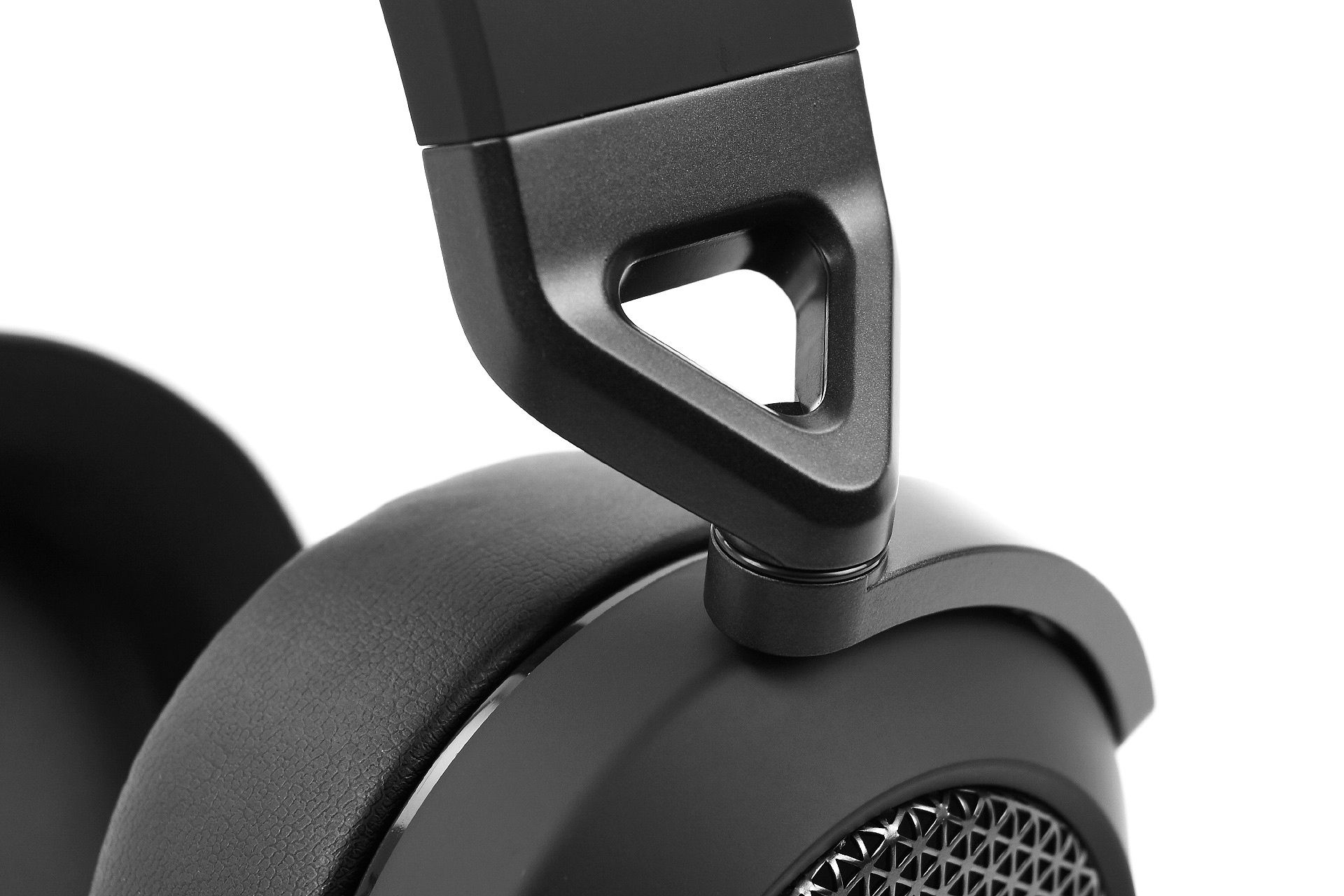 Corsair HS65 Surround