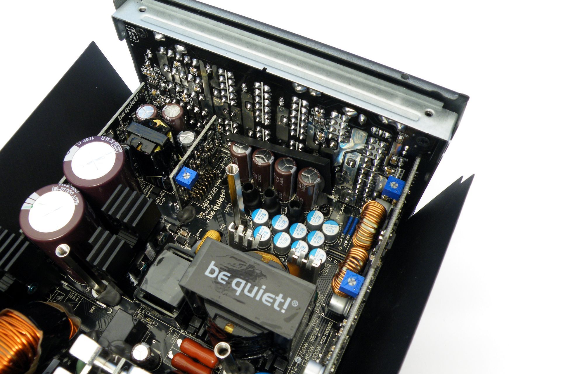 be quiet! Dark Power 12 750 W - budowa zasilacza