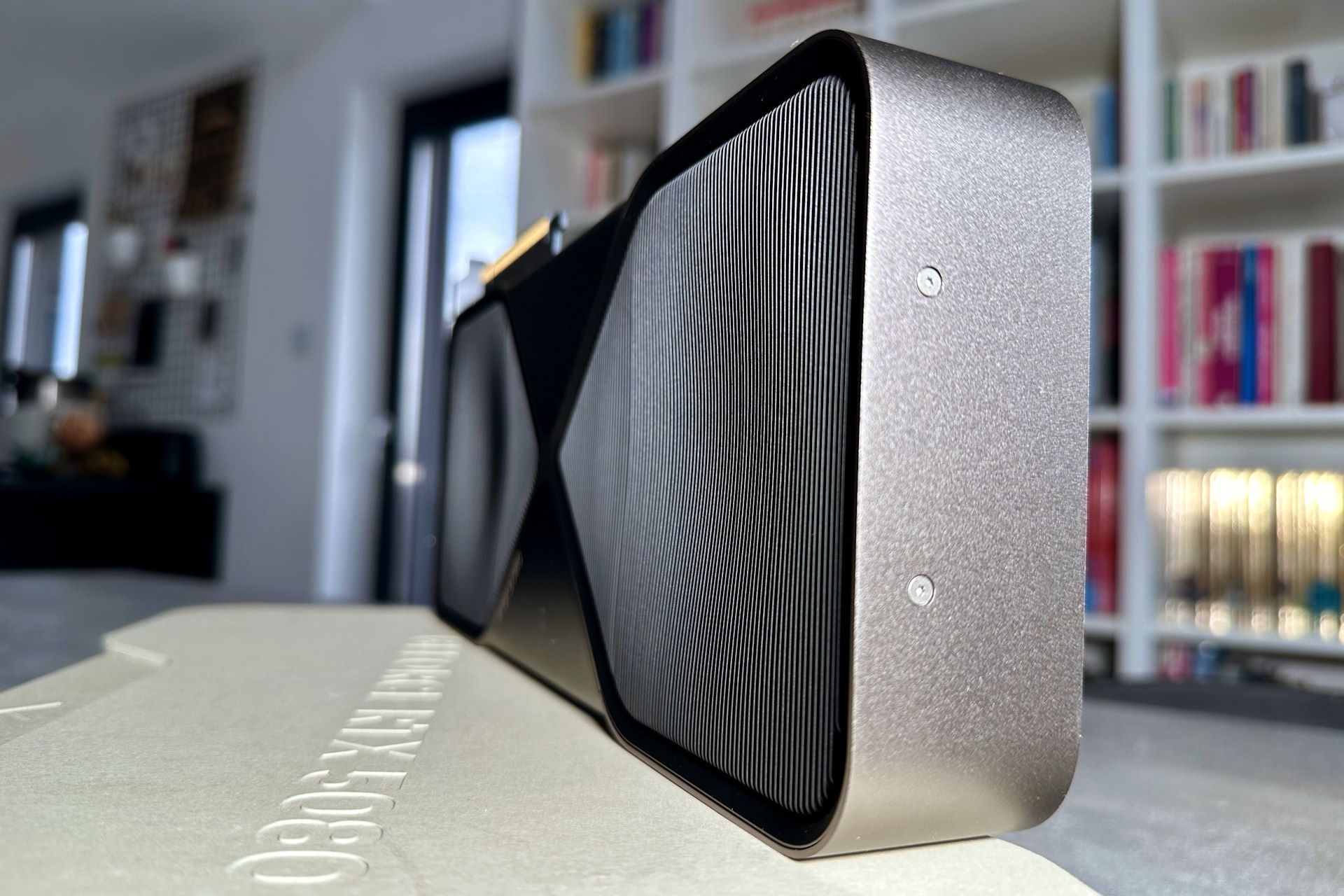 NVIDIA GeForce RTX 5080 Founders Edition - radiator