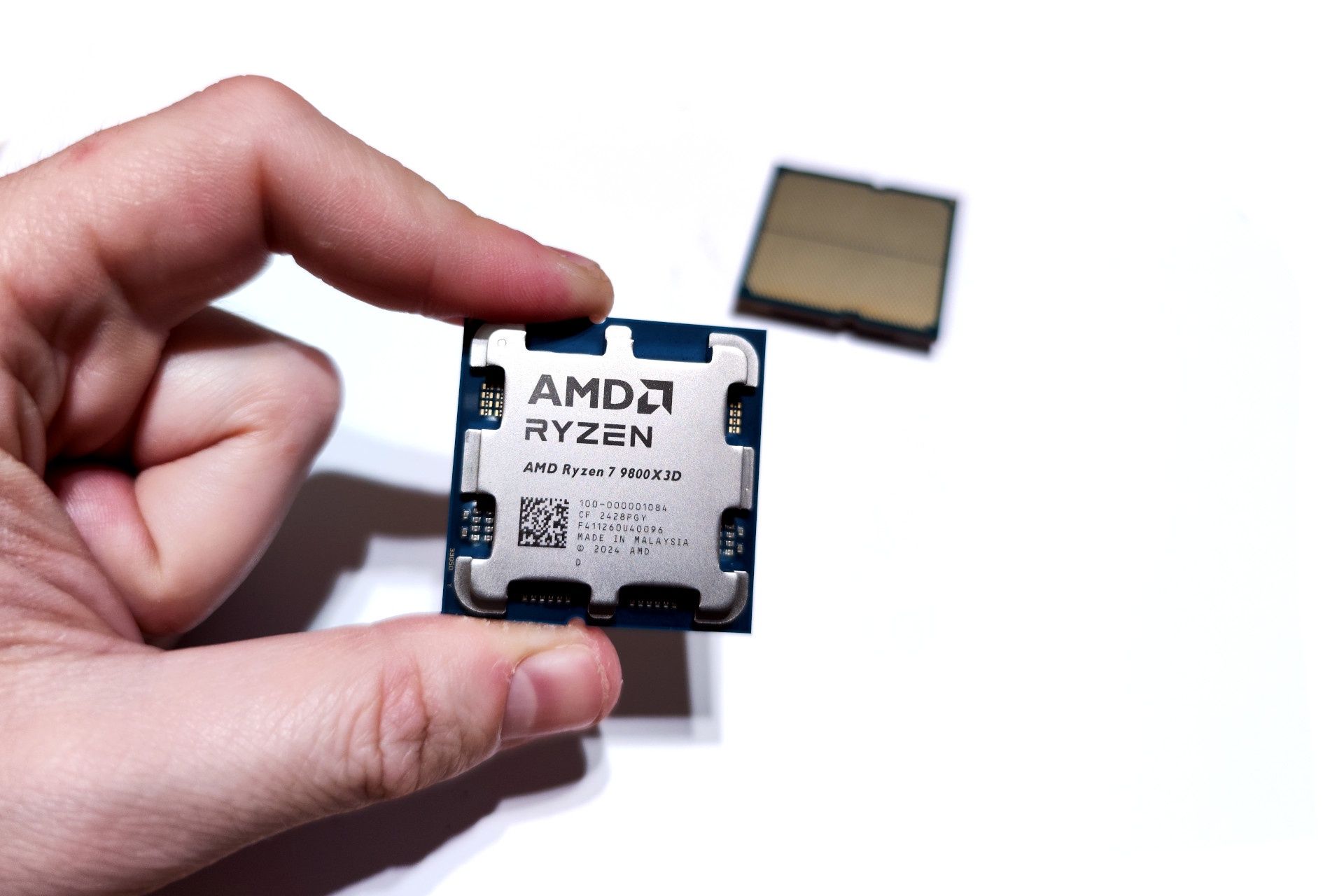 AMD Ryzen 7 9800X3D