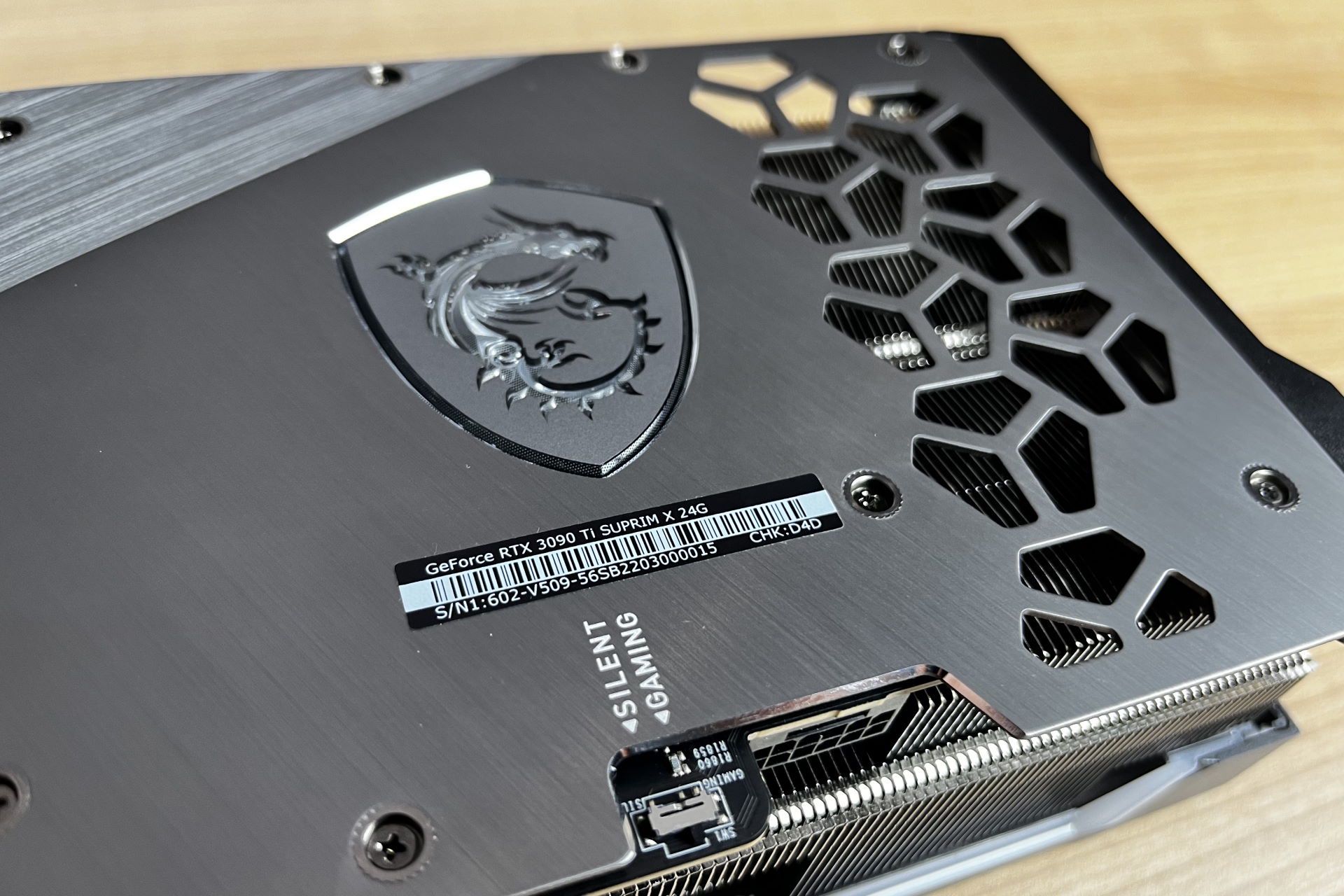 MSI GeForce RTX 3090Ti Suprim X - przełącznik BIOS