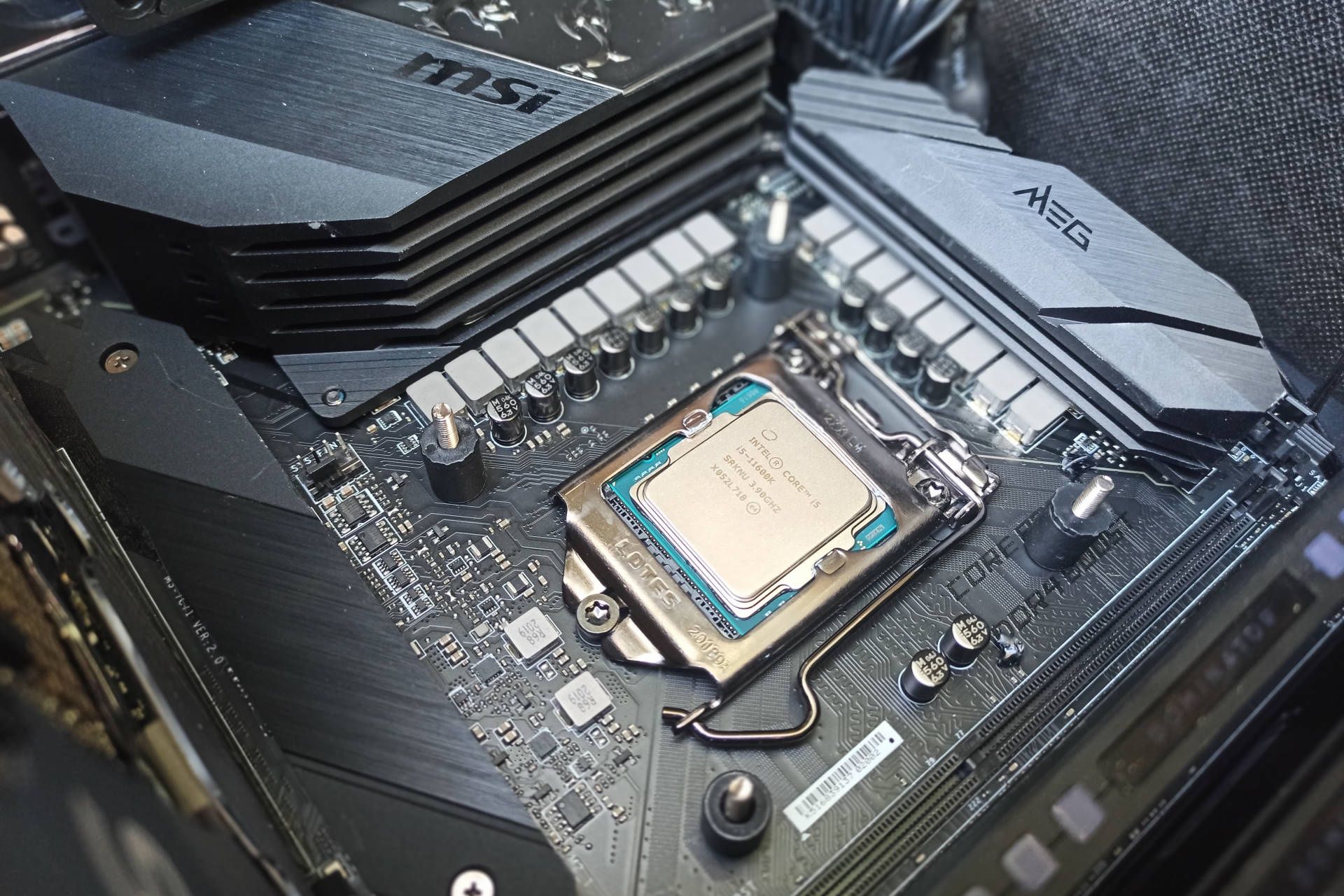 Intel Core i5-11600K w płycie MSI Z490 Unify