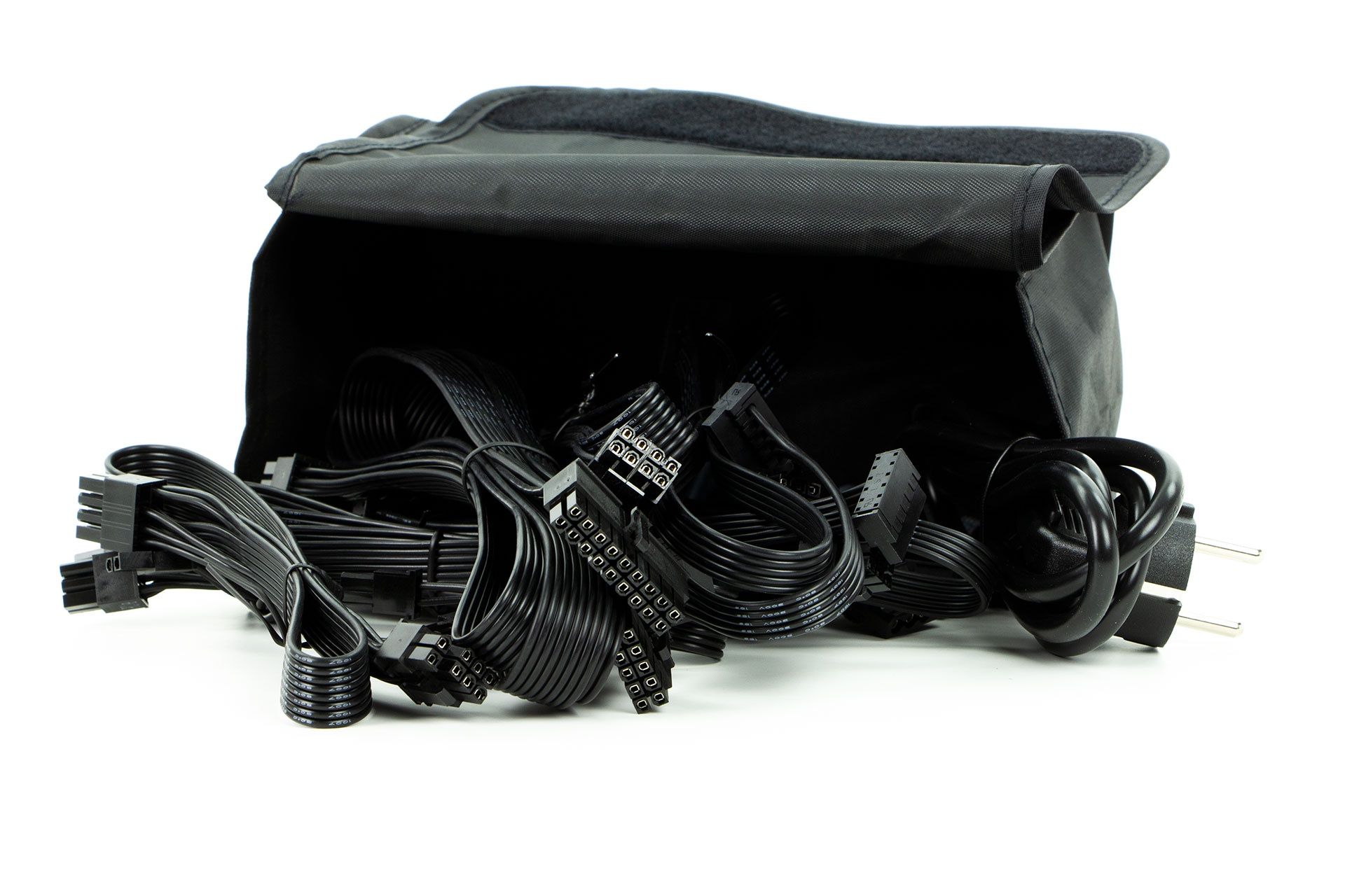 Chieftronic SteelPower BCK-750FC 750W