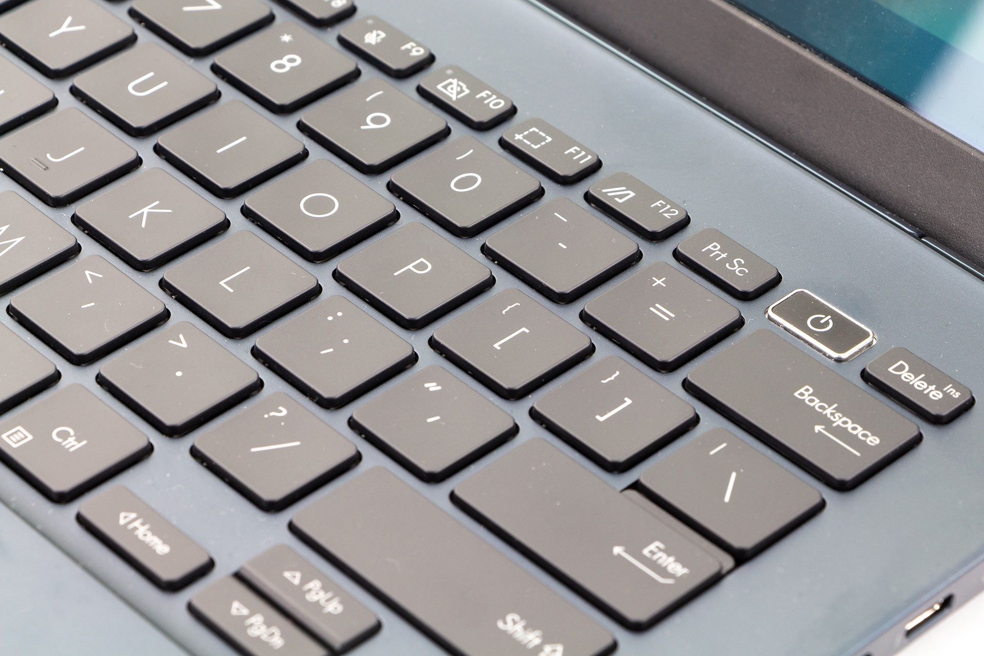 ASUS Zenbook 14 OLED
