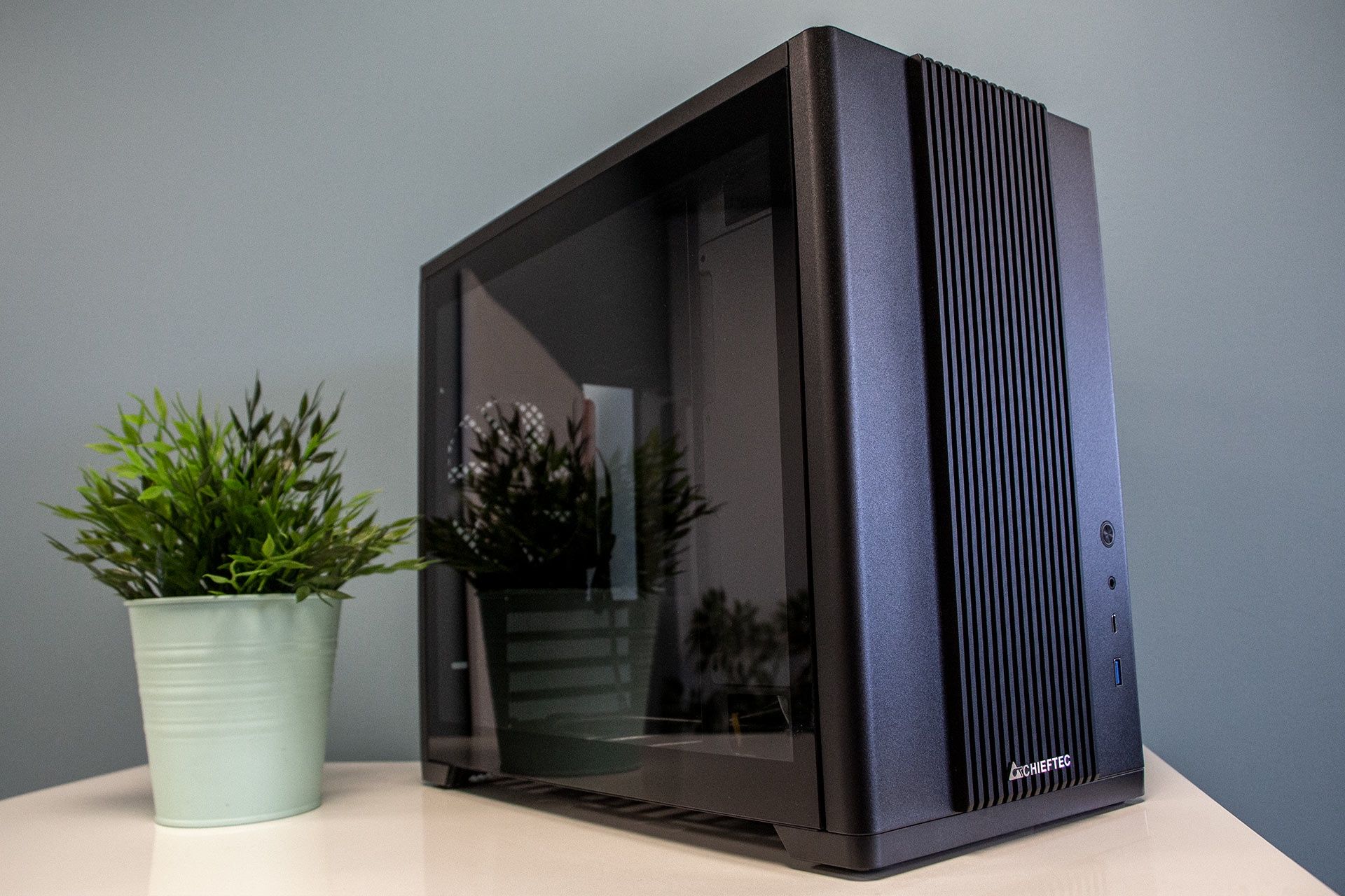 Chieftec UNI BX-10B