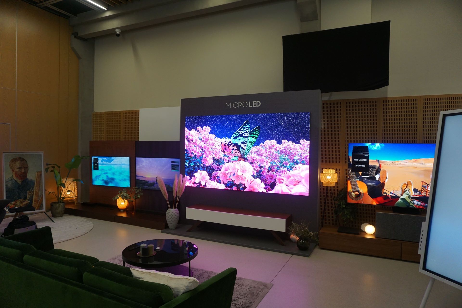Samsung MICRO LED 110 - jasność 2