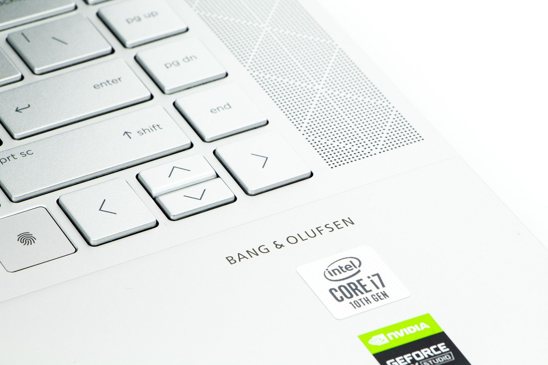 HP ENVY 15 OLED - atrapa maskownic głośników B&amp;O