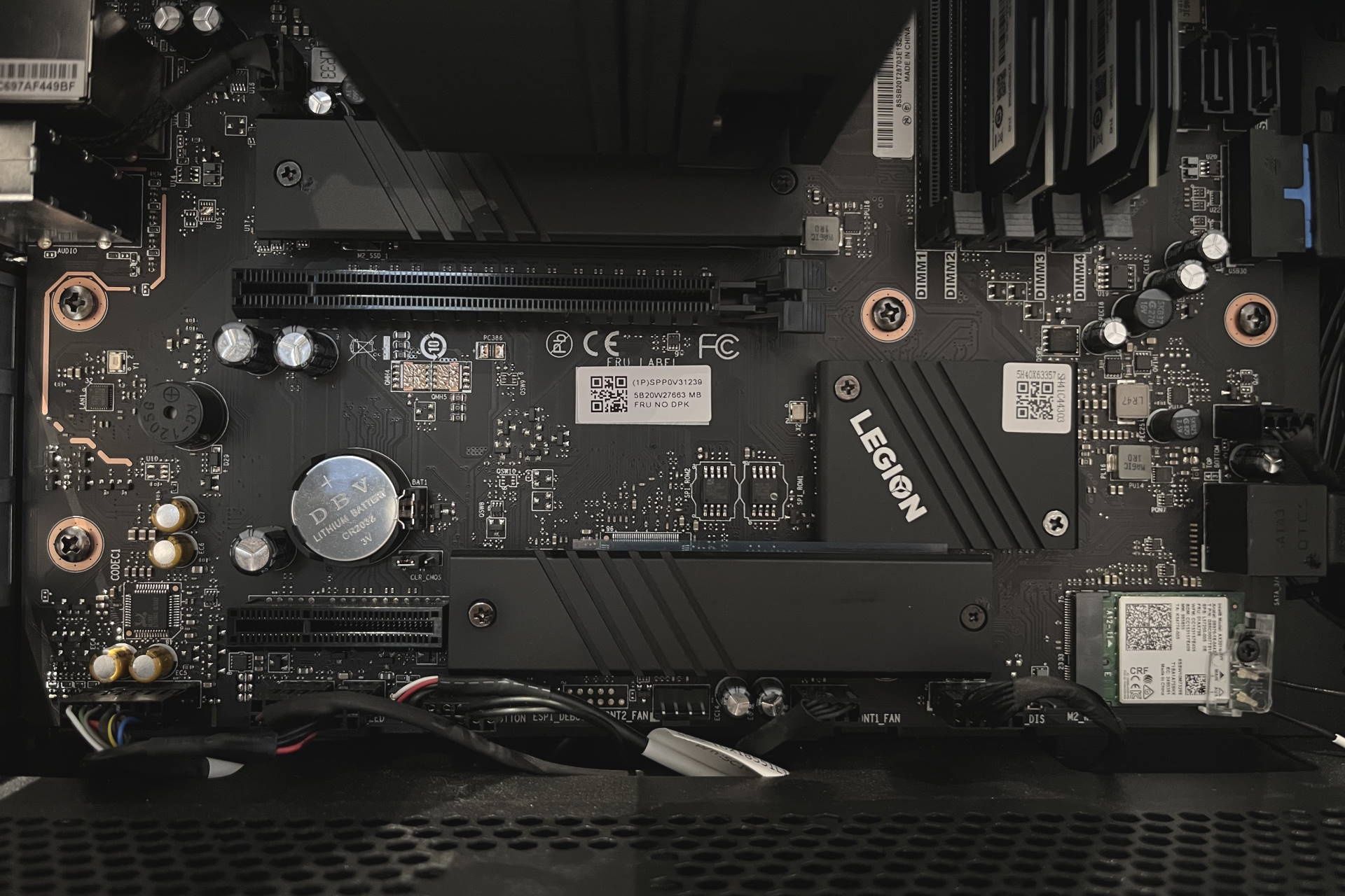 Lenovo Legion T5 - złacza M.2