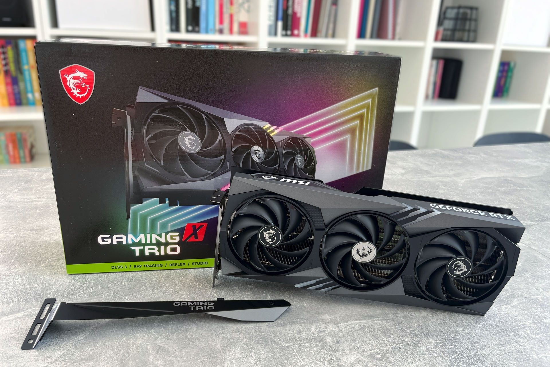 MSI GeForce RTX 4060 Ti Gaming X Trio - unboxing