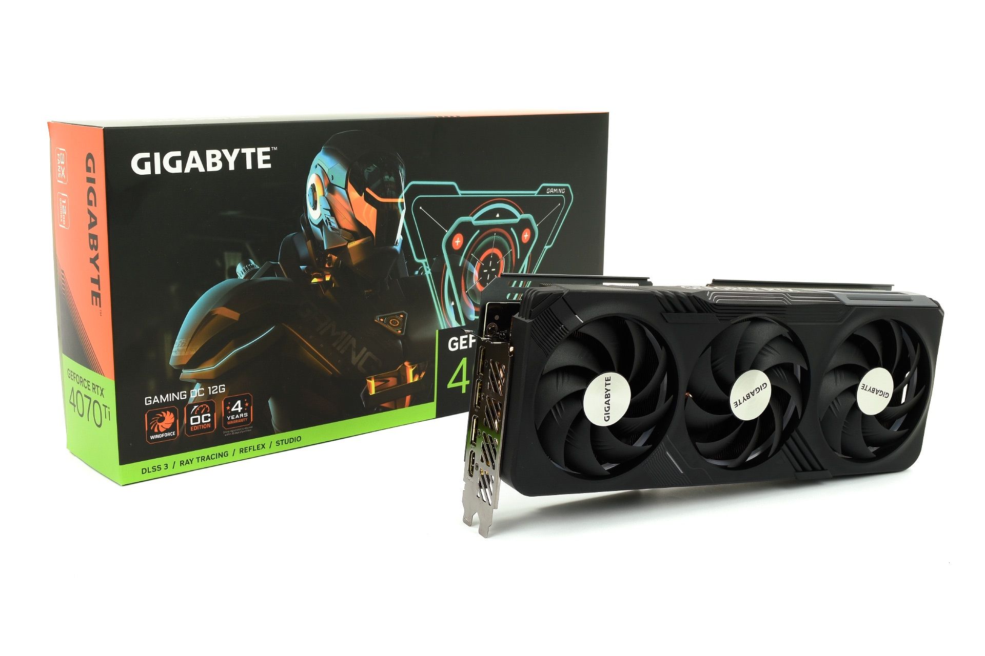 Gigabyte GeForce RTX 4070 Ti Gaming OC - unboxing
