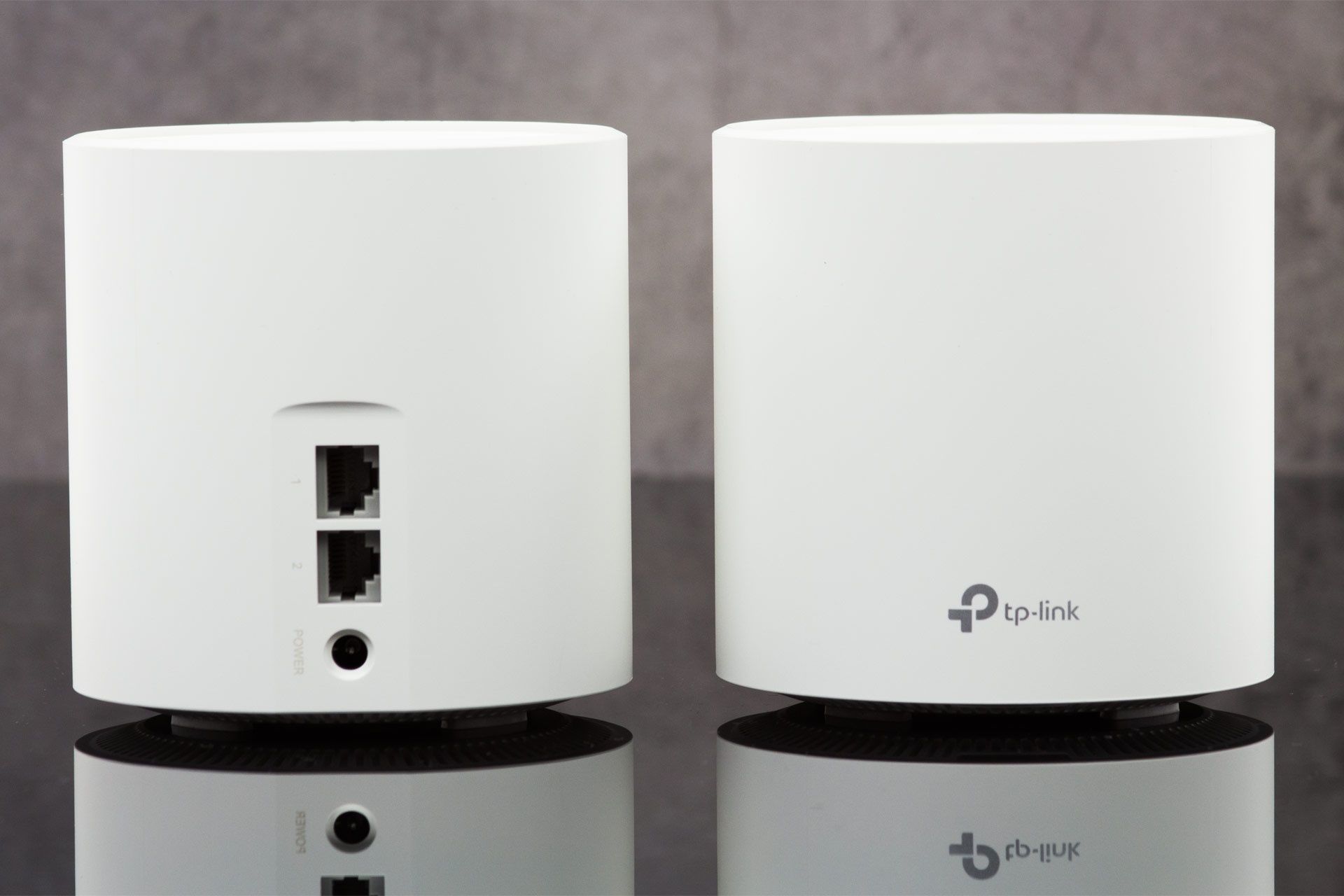 TP-Link Deco X60 - od tyłu - porty LAN