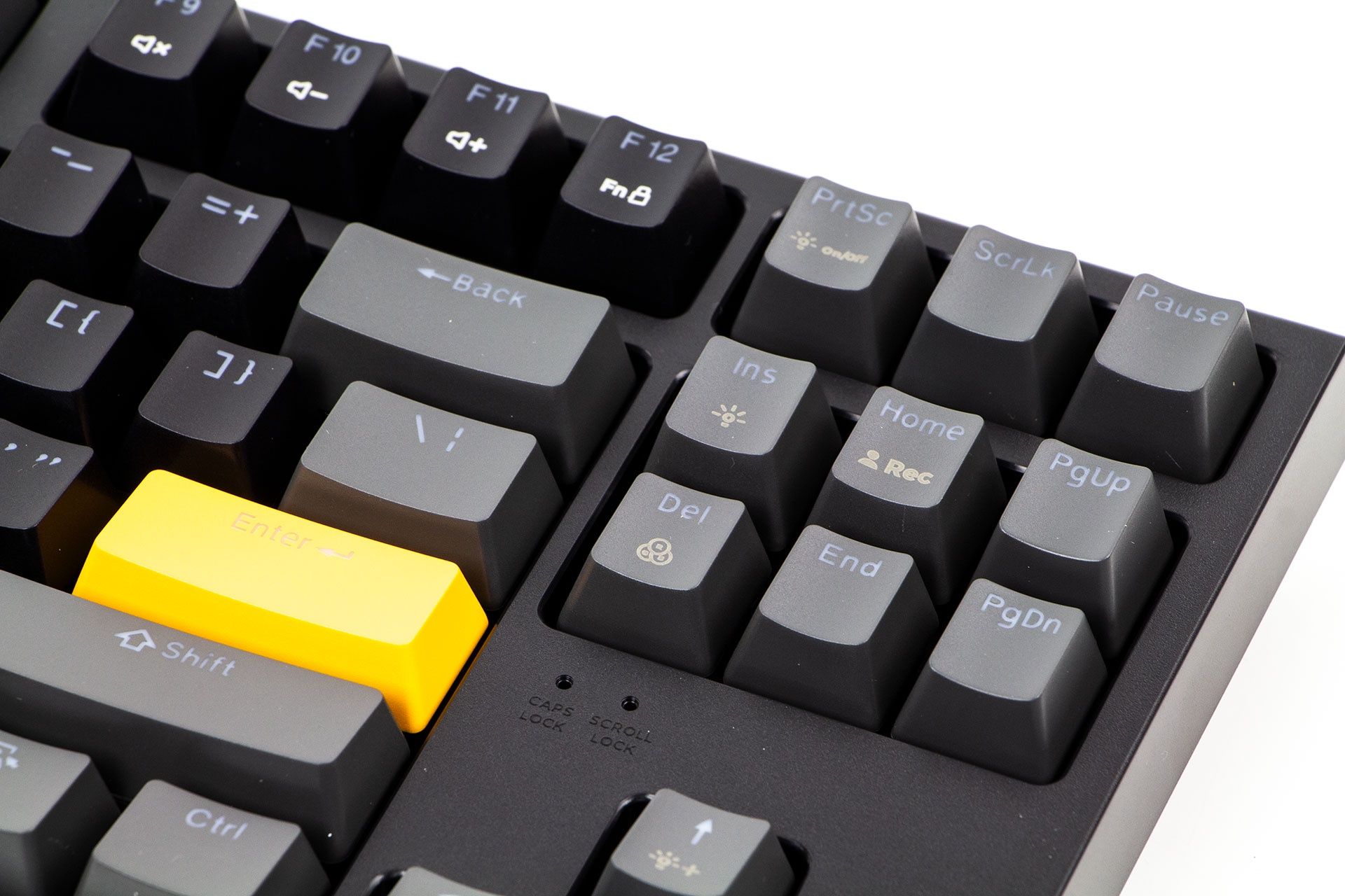 Genesis Thor 230 TKL - przyciski multimedialne