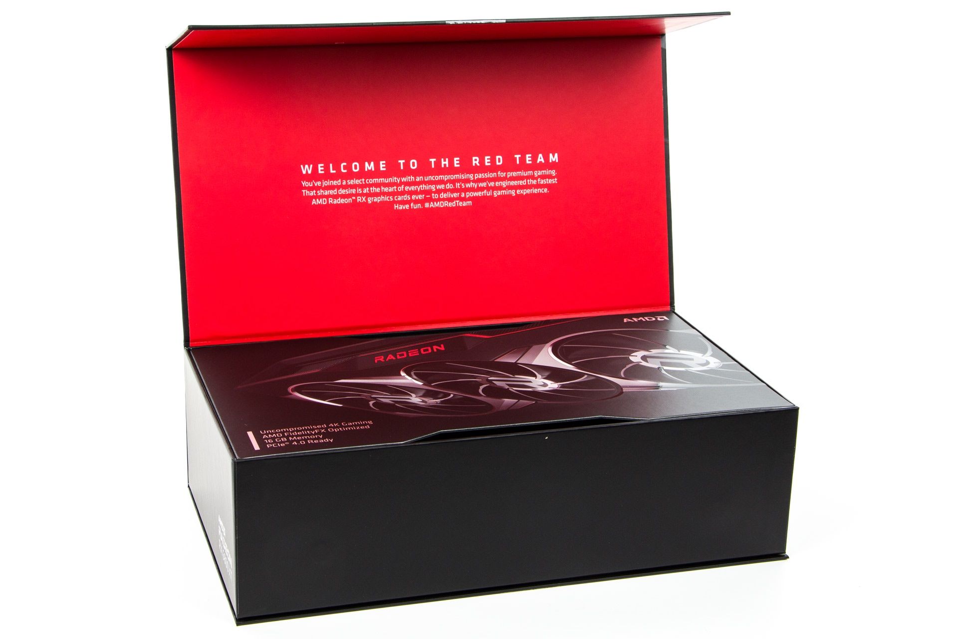 Opakowanie Radeon RX 6800 XT