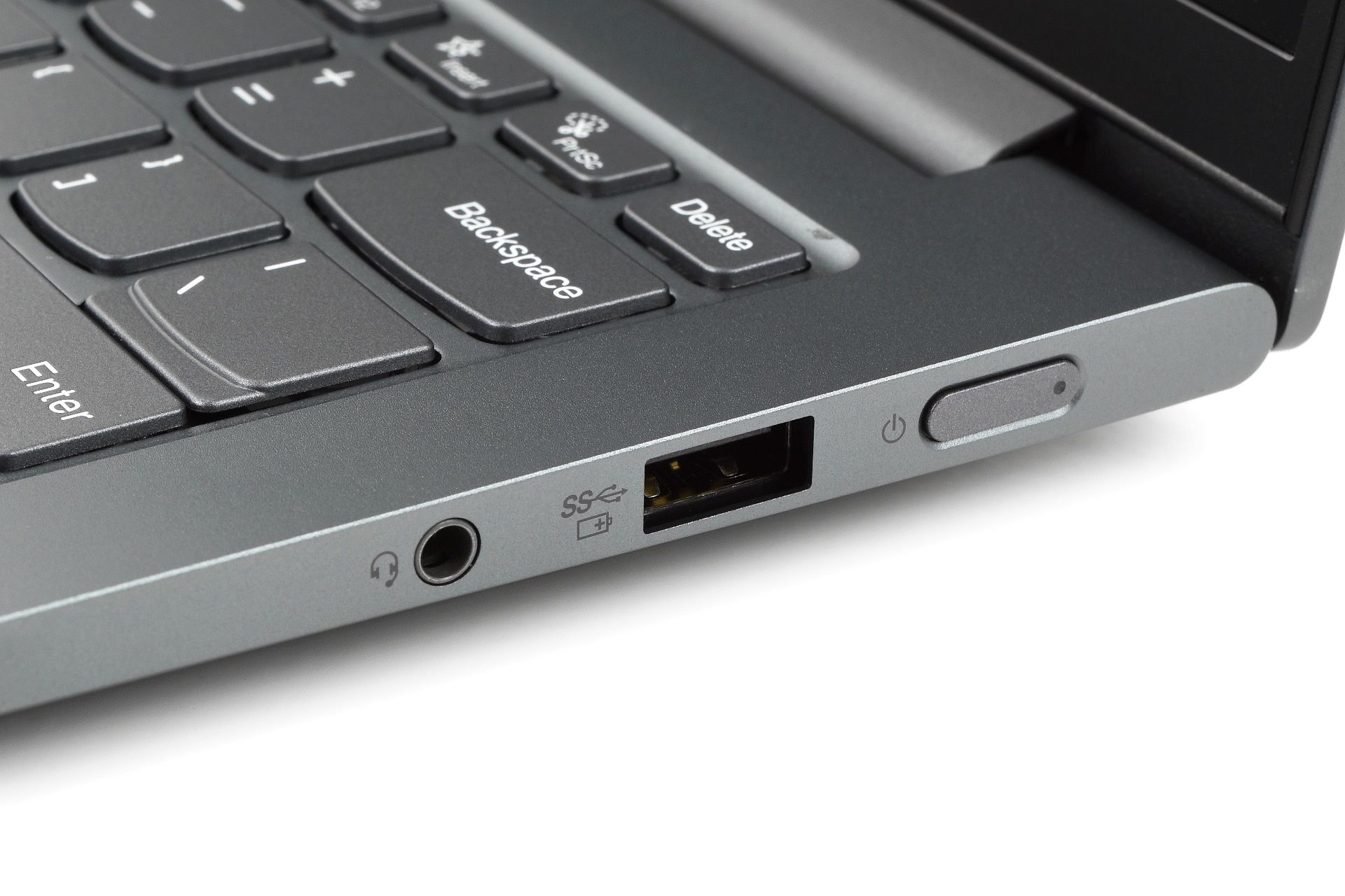 Lenovo Yoga 7i Pro porty prawy bok