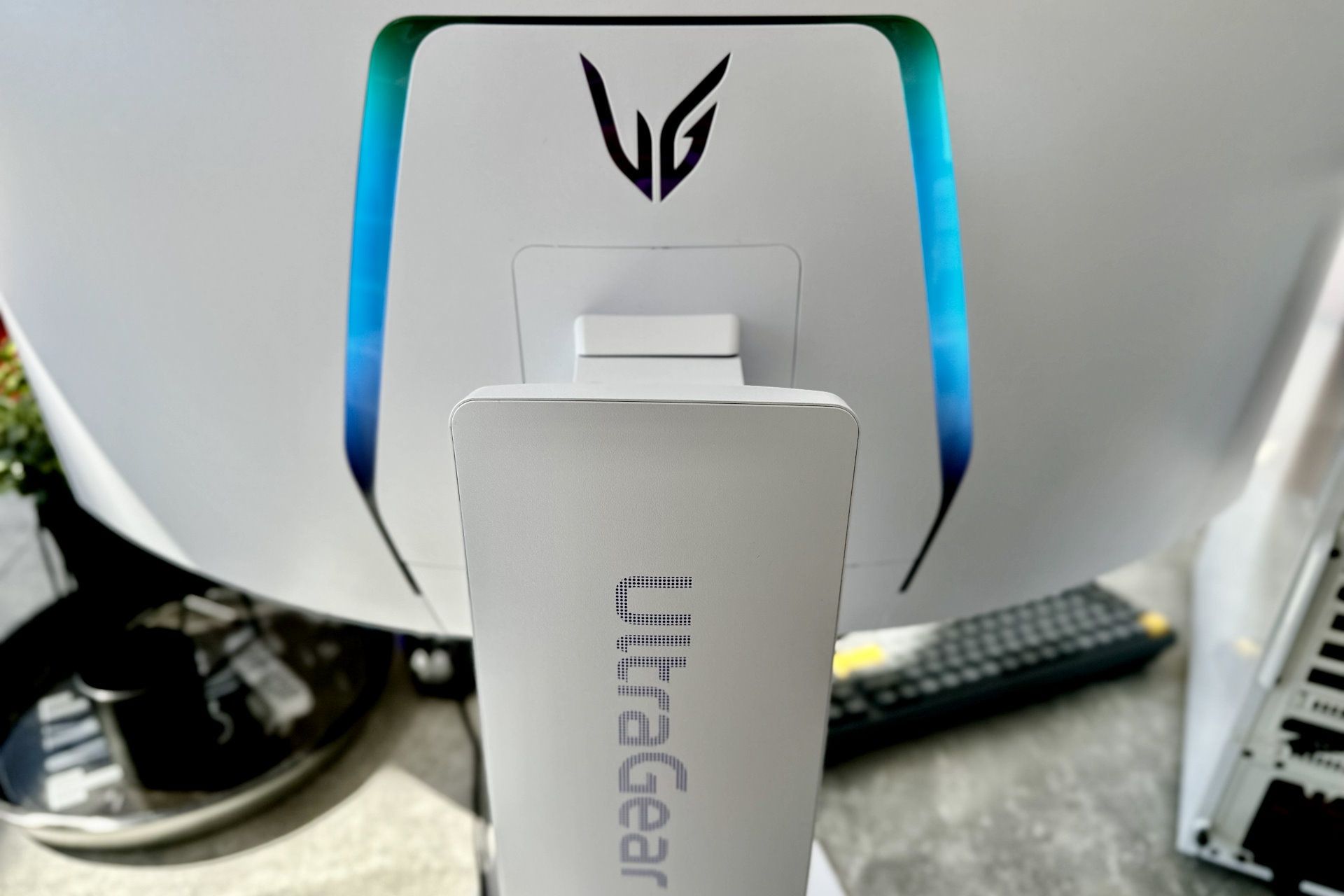 LG UltraGear 34GX90SA - tył
