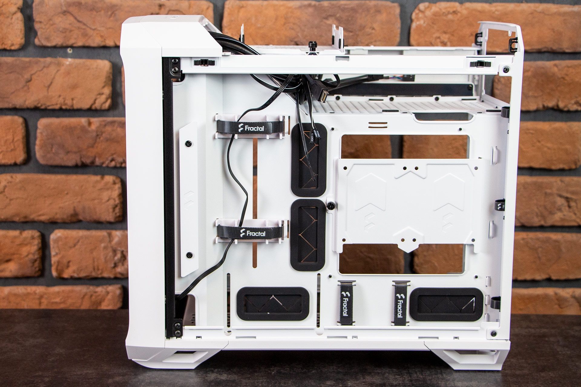 Fractal Design Torrent Nano TG White