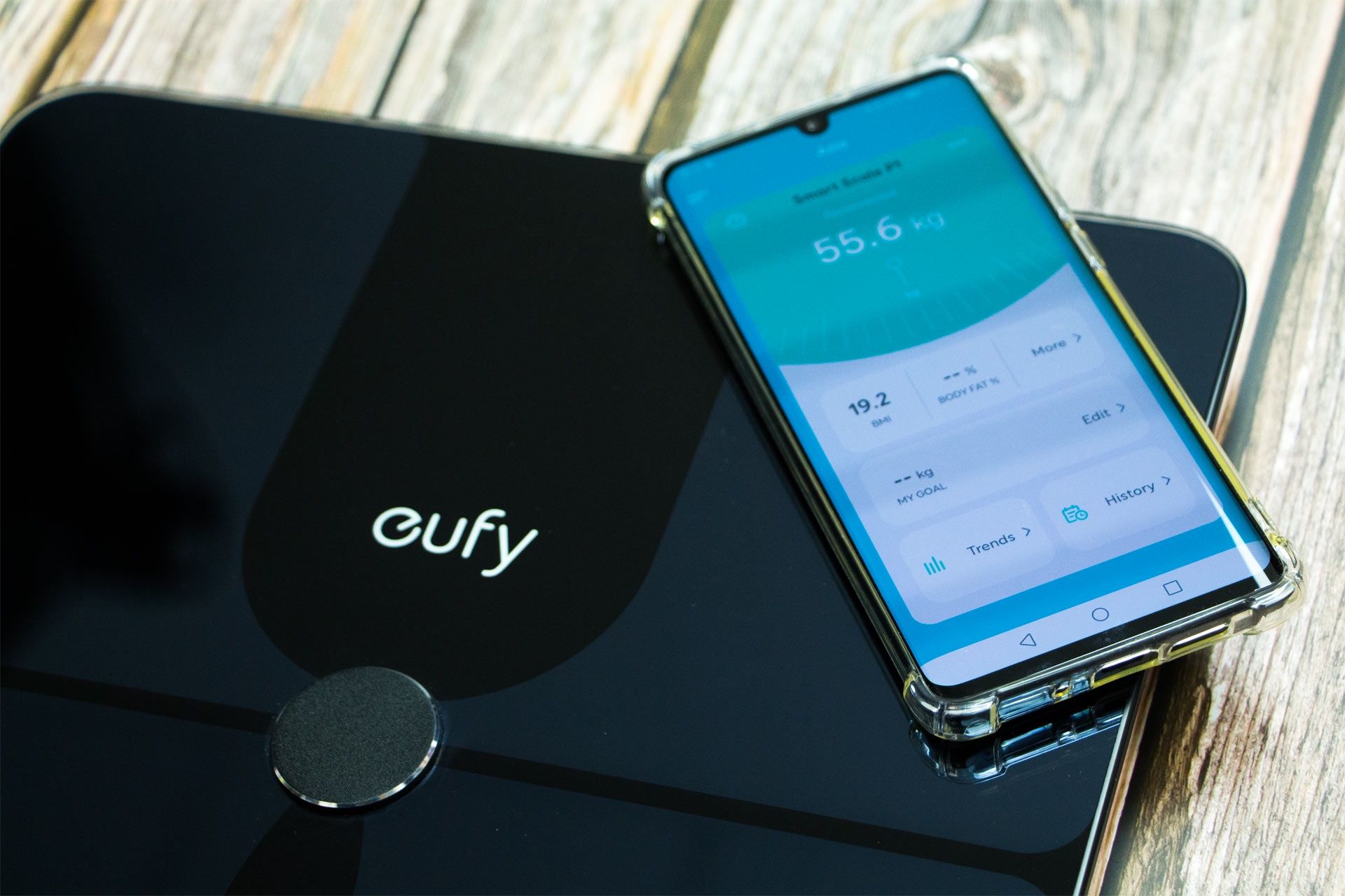 Eufy Smart Scale P1 - zbliżenie wagi