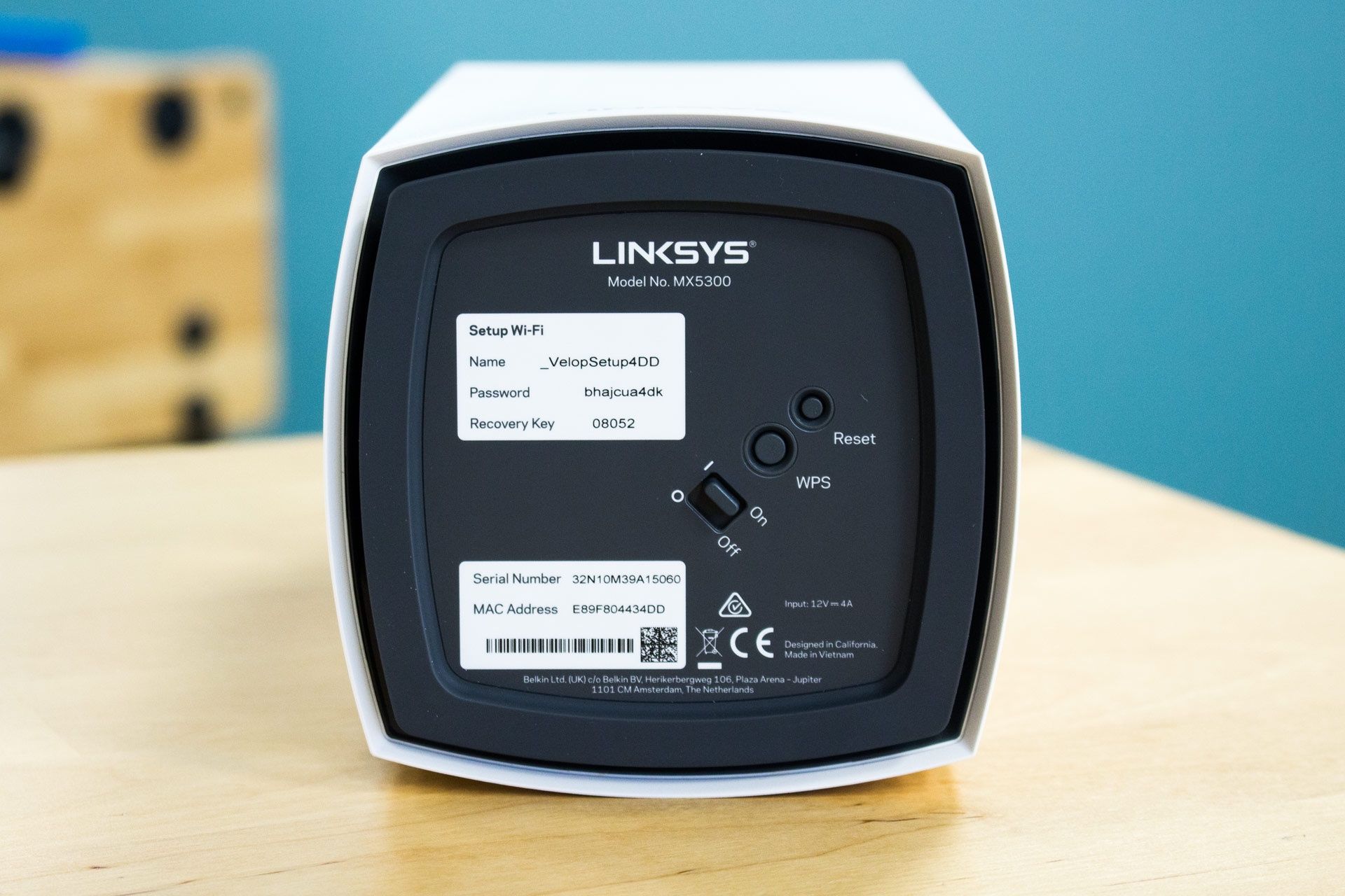Linksys Velop Whole Home Mesh WiFi 6 MX5300-EU - widok od spodu