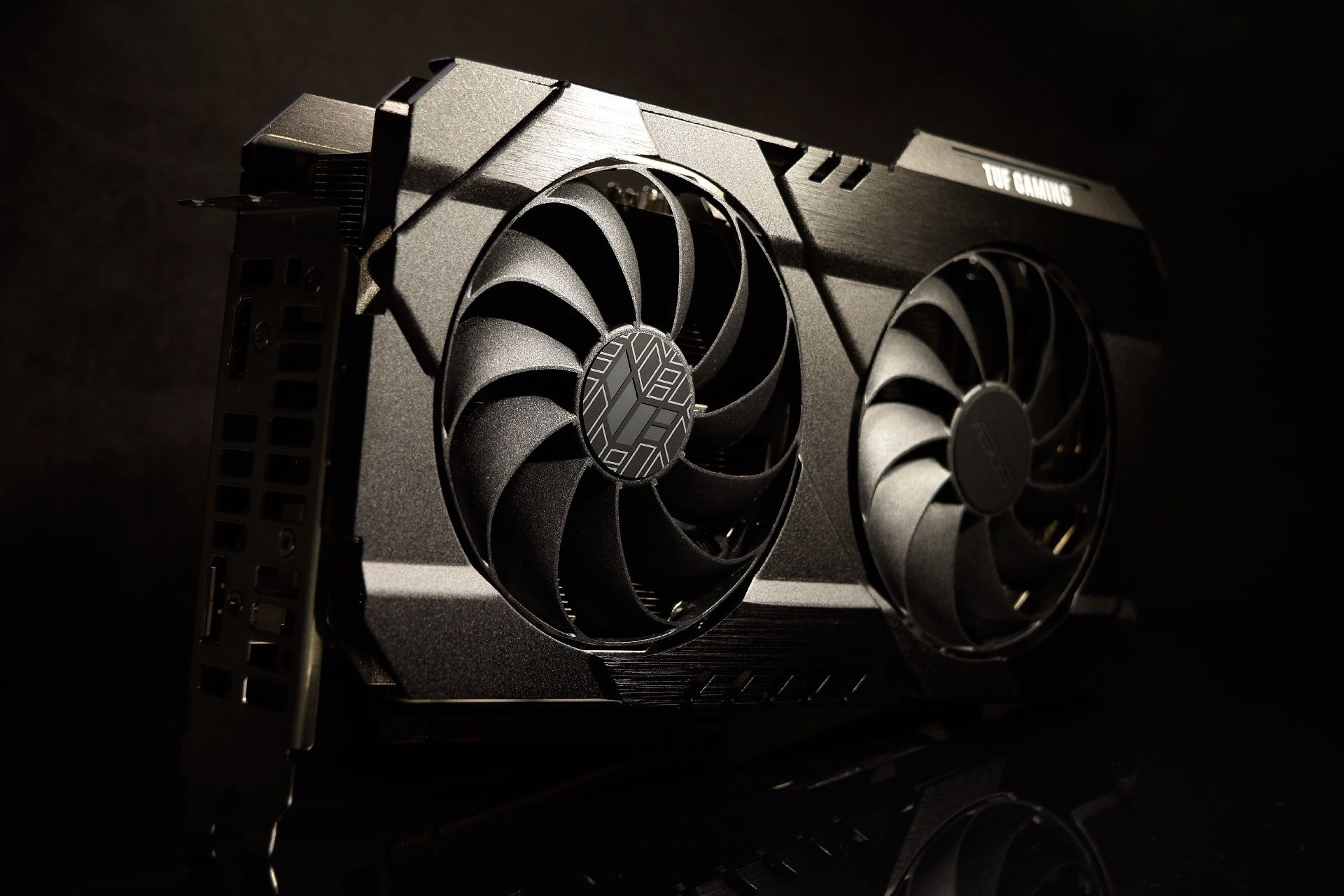 ASUS  Radeon RX 6500 XT Tuf Gaming OC 4GB - na półce