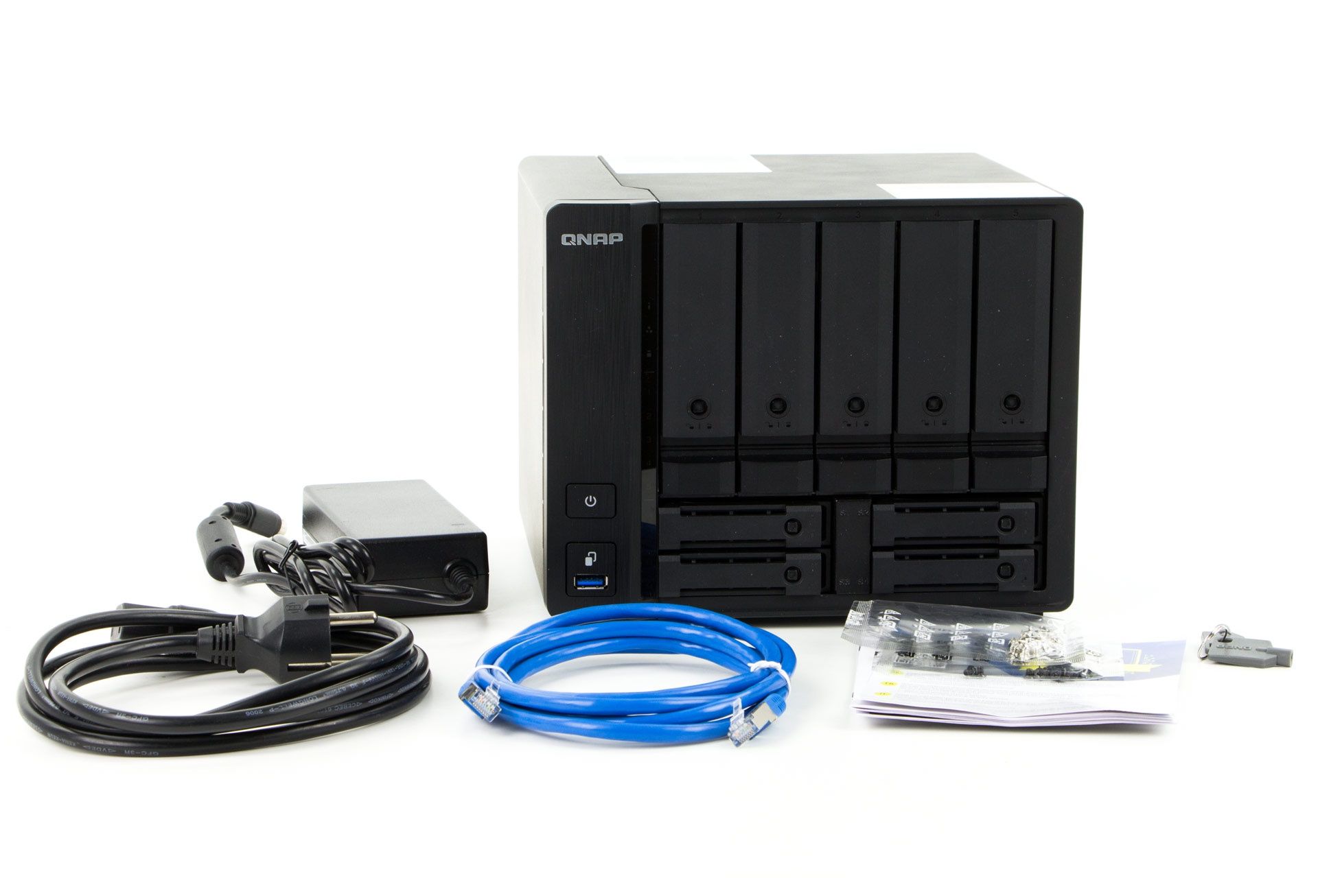 QNAP TS-h973AX - zawartość zestawu