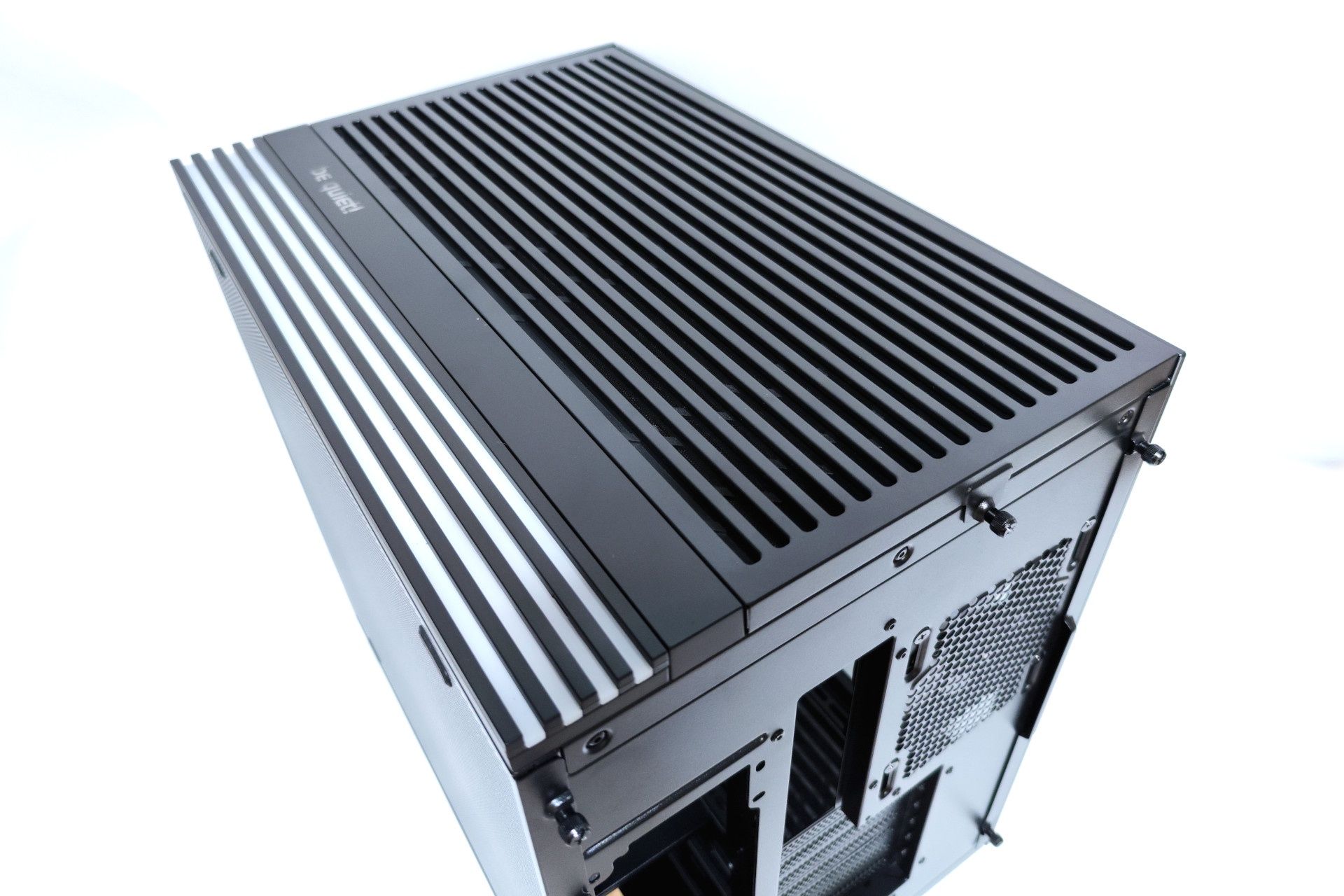 be quiet! Light Base 600 LX