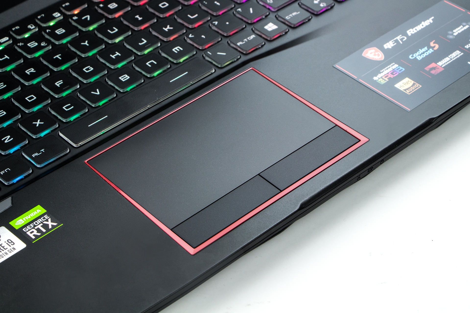 MSI GE75 Raider 10SGS - Gładzik