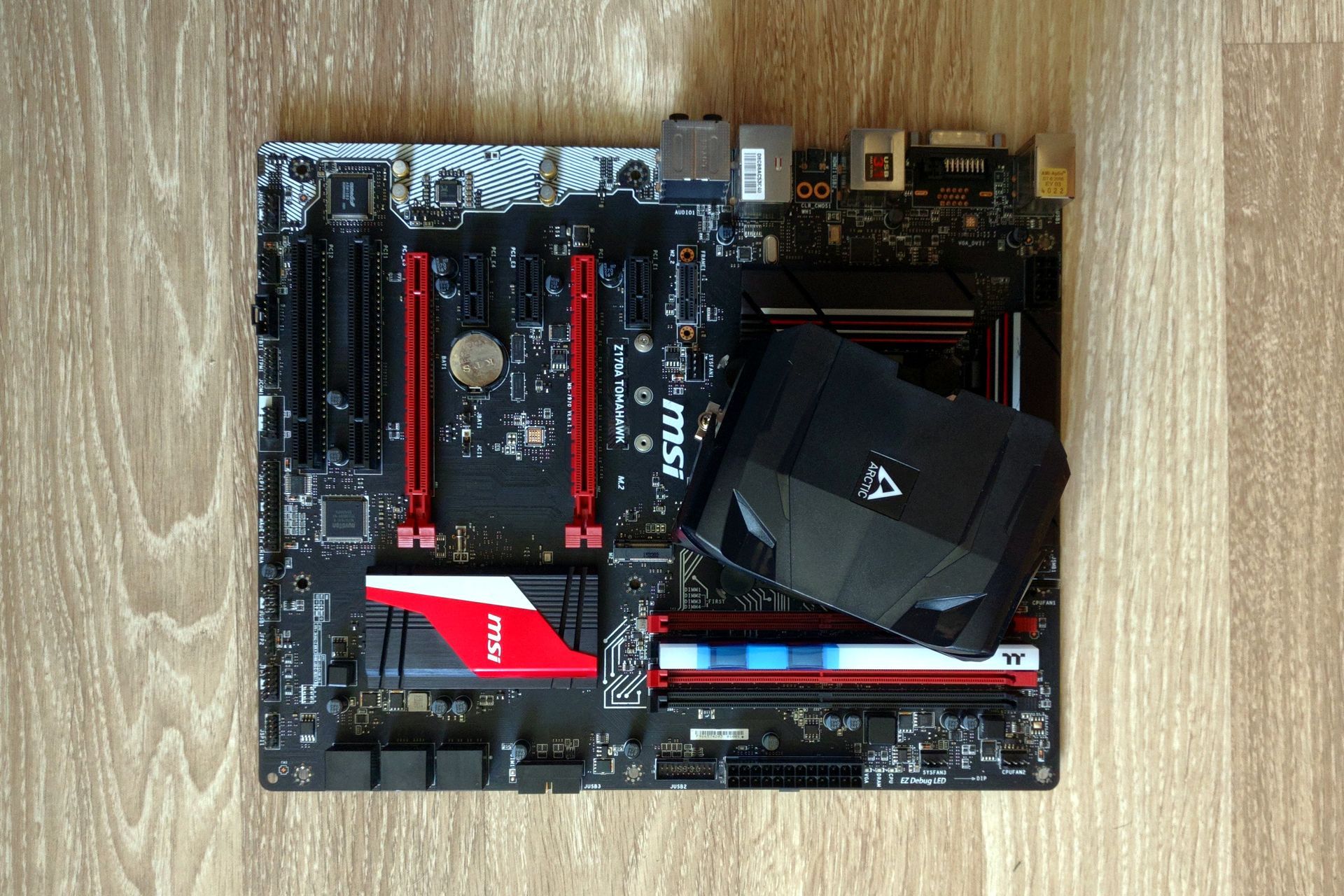 Arctic Freezer 7 X - montaż na platformie Intel
