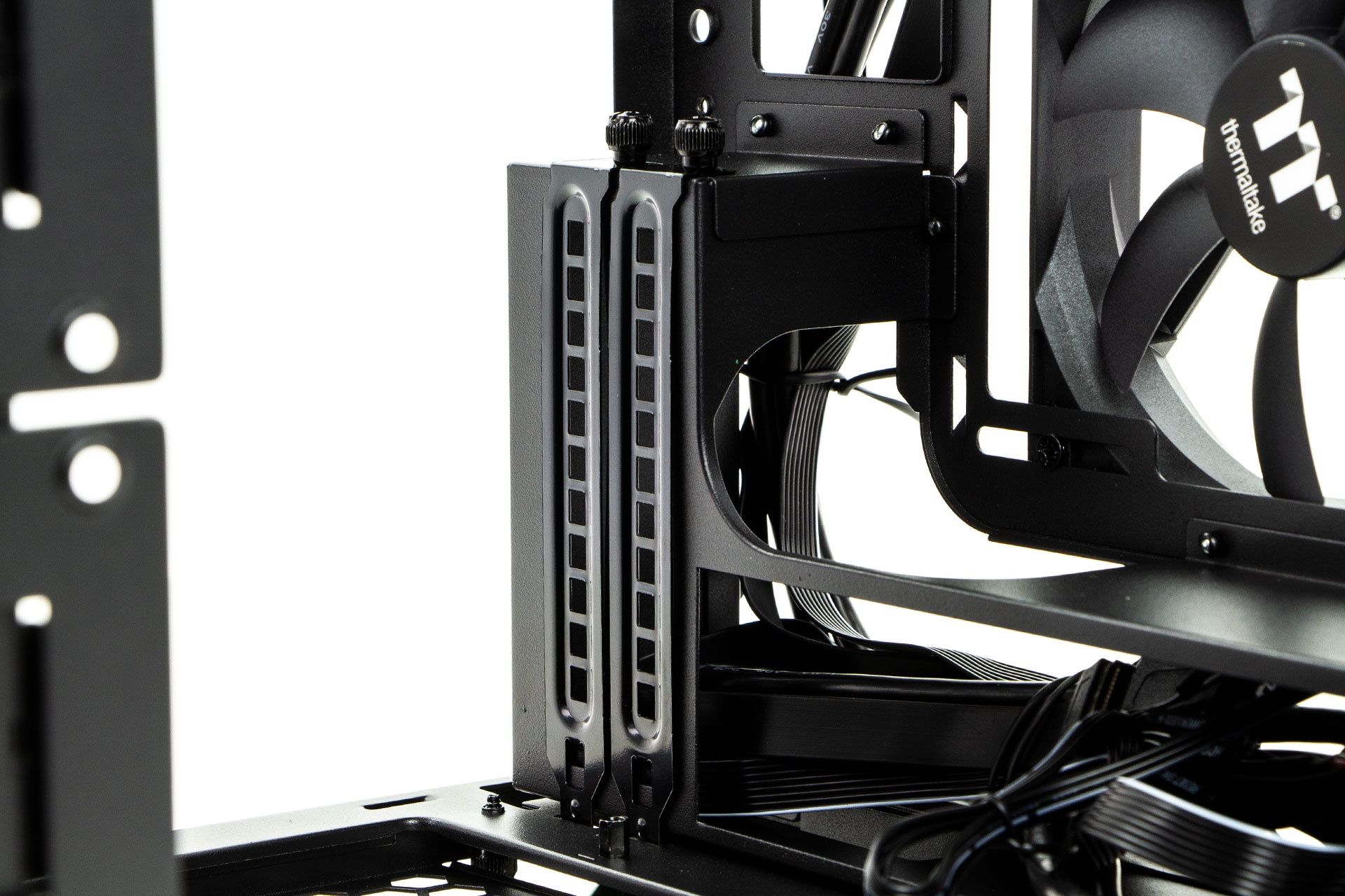 Thermaltake The Tower 100 Racing Green