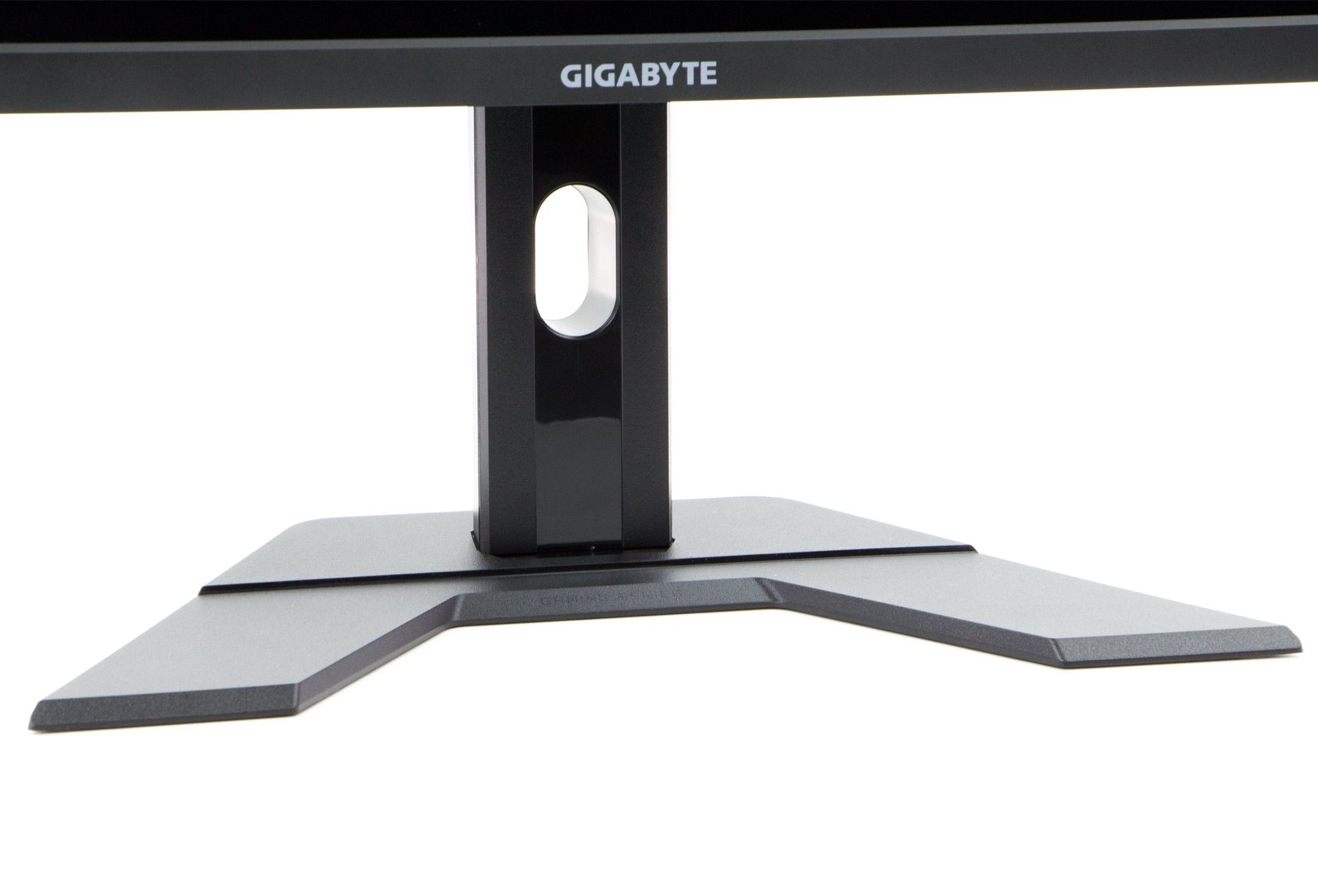 Gigabyte M27F - podstawa wraz z nogą
